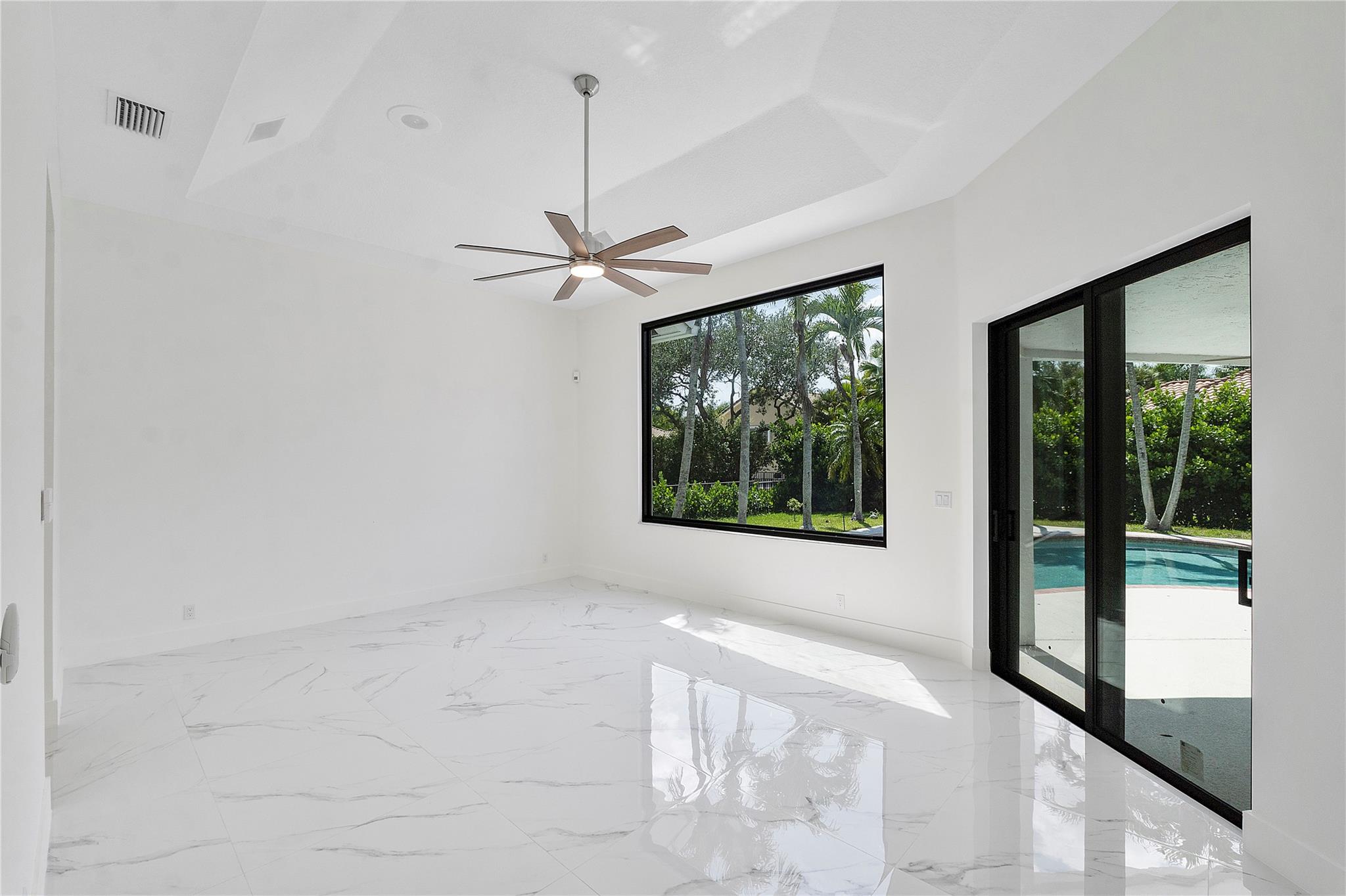 Sector 6 141-21 B - Residential Lease