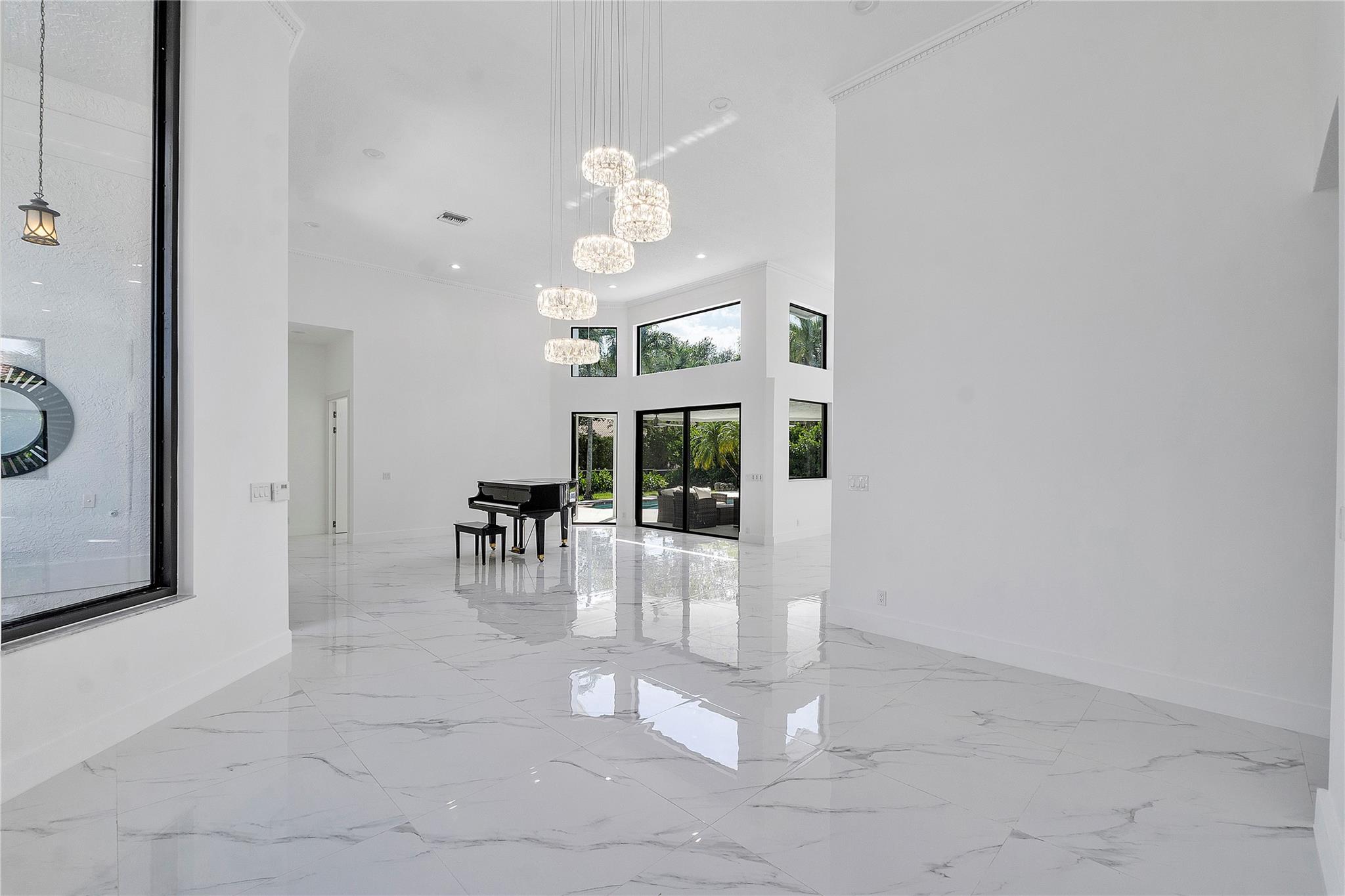 Sector 6 141-21 B - Residential Lease