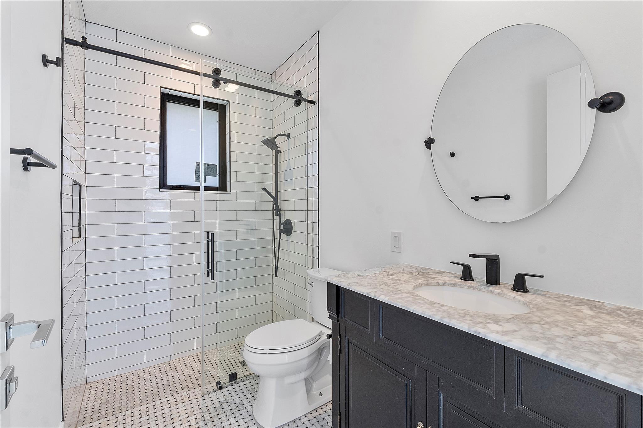 Sector 6 141-21 B - Residential Lease