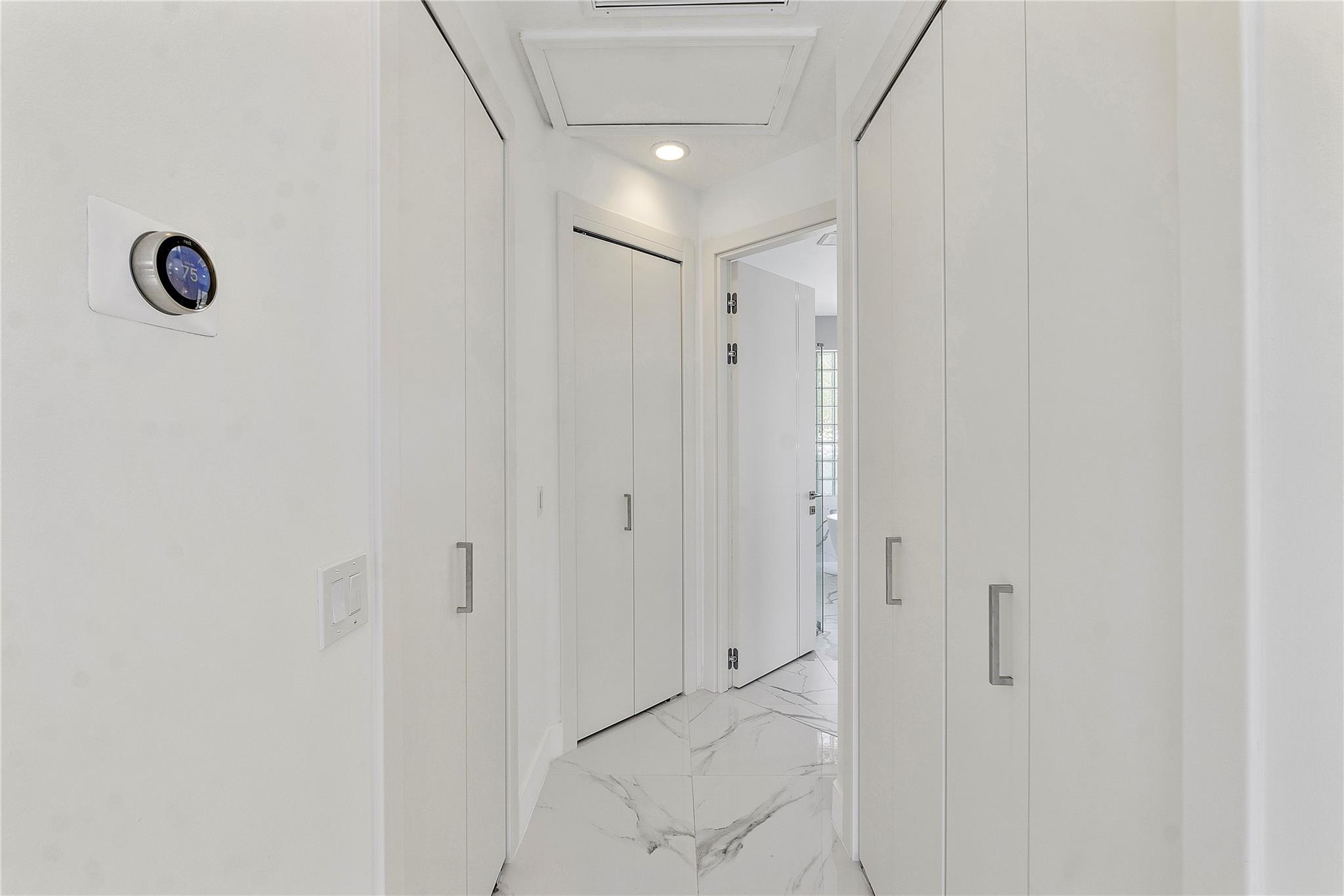 Sector 6 141-21 B - Residential Lease