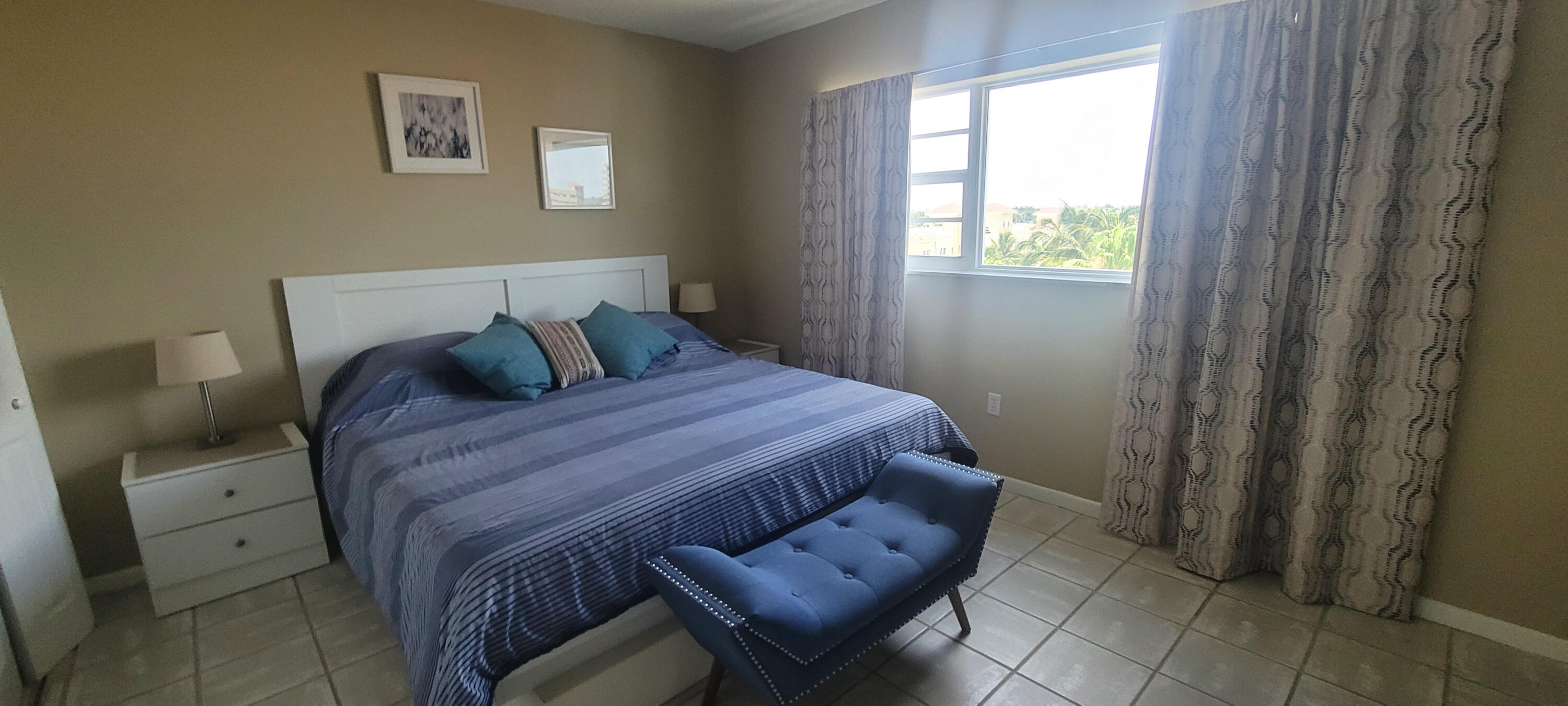 MAINSAIL CONDOMINIUM - Residential