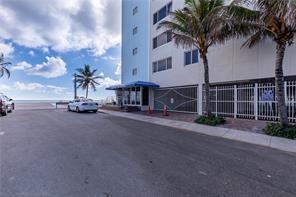 MAINSAIL CONDOMINIUM - Residential