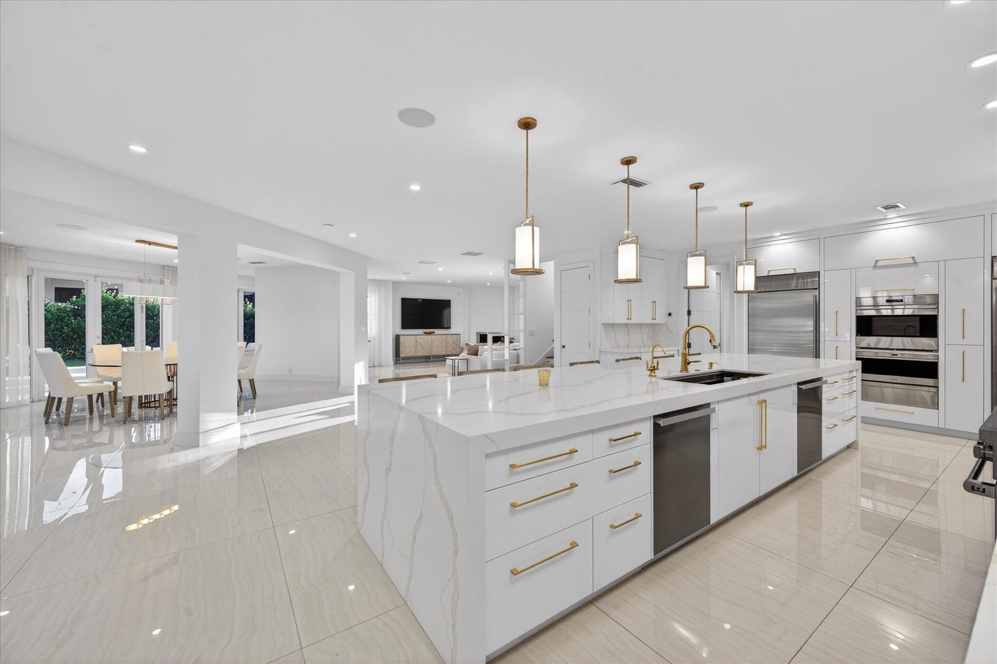 DEVON PLACE AT WOODFIELD - Residential