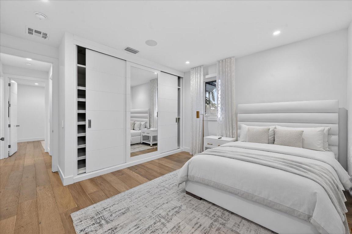 DEVON PLACE AT WOODFIELD COUNTRY CLUB - Residential