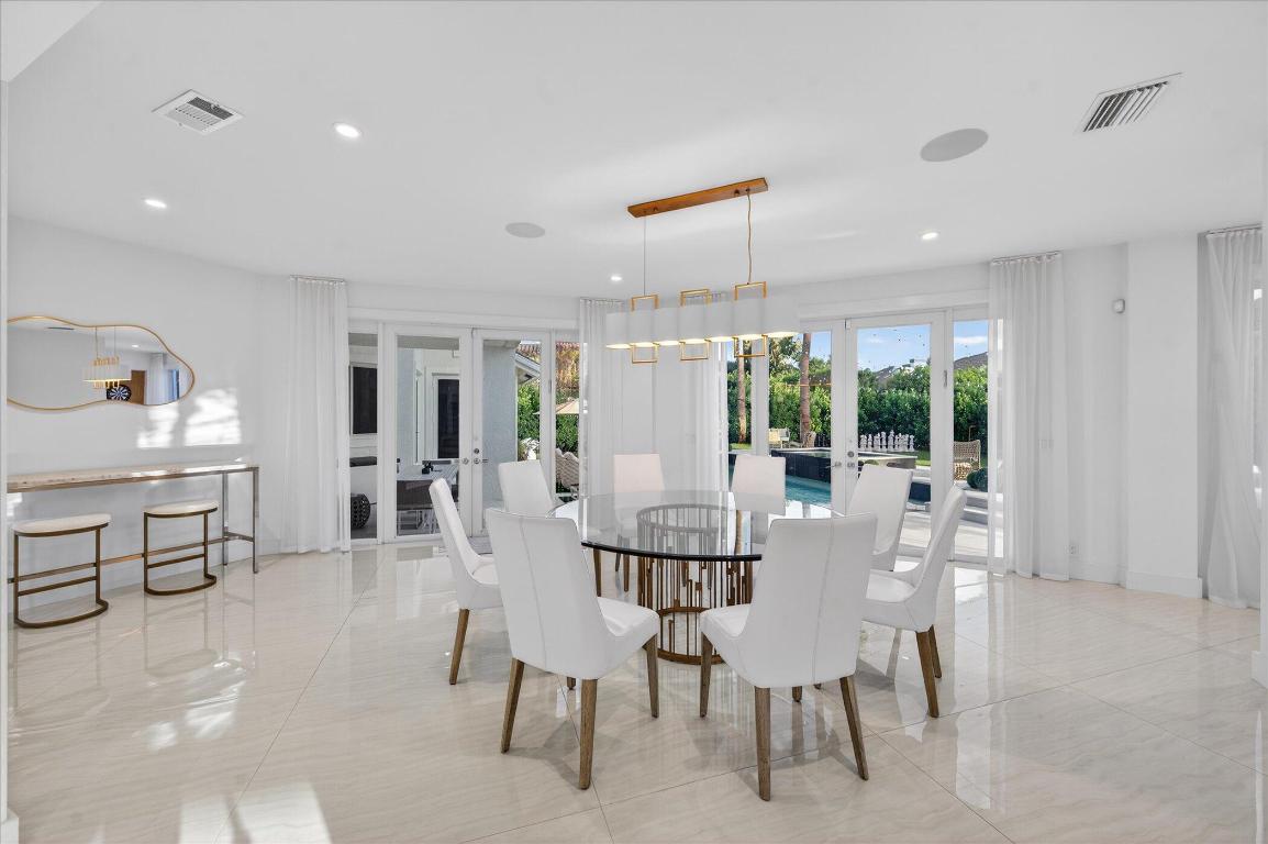 DEVON PLACE AT WOODFIELD COUNTRY CLUB - Residential