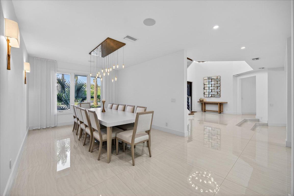 DEVON PLACE AT WOODFIELD COUNTRY CLUB - Residential