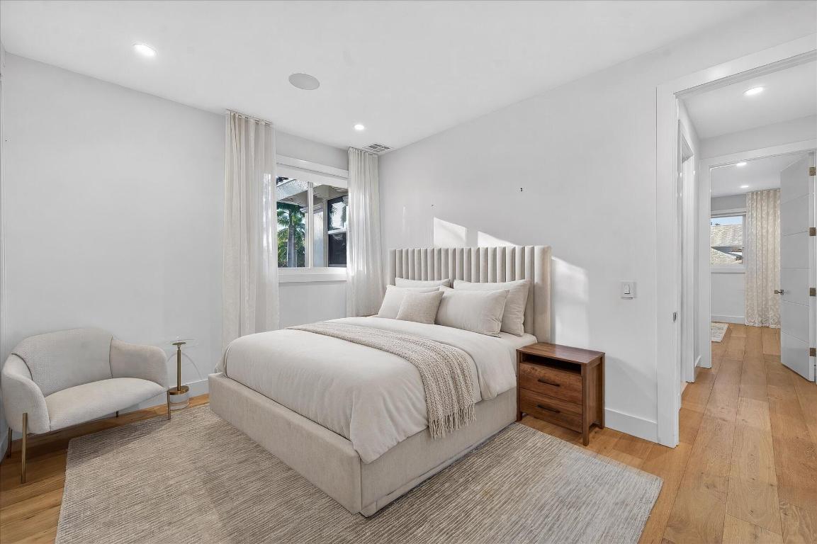 DEVON PLACE AT WOODFIELD COUNTRY CLUB - Residential