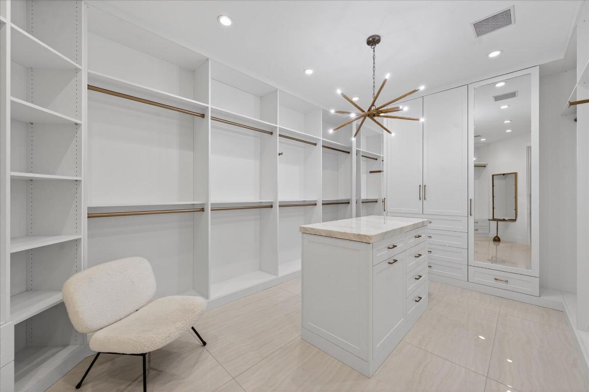 DEVON PLACE AT WOODFIELD COUNTRY CLUB - Residential