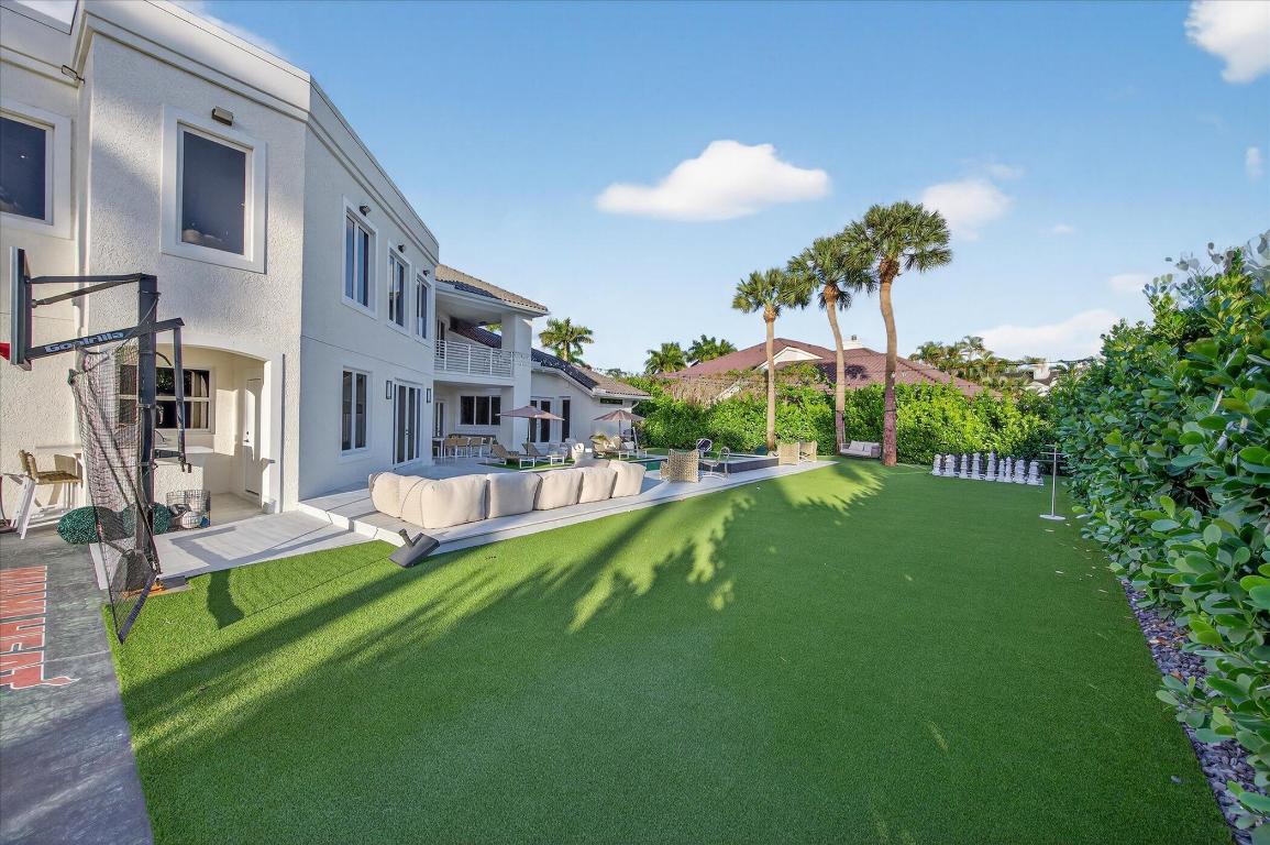 DEVON PLACE AT WOODFIELD COUNTRY CLUB - Residential