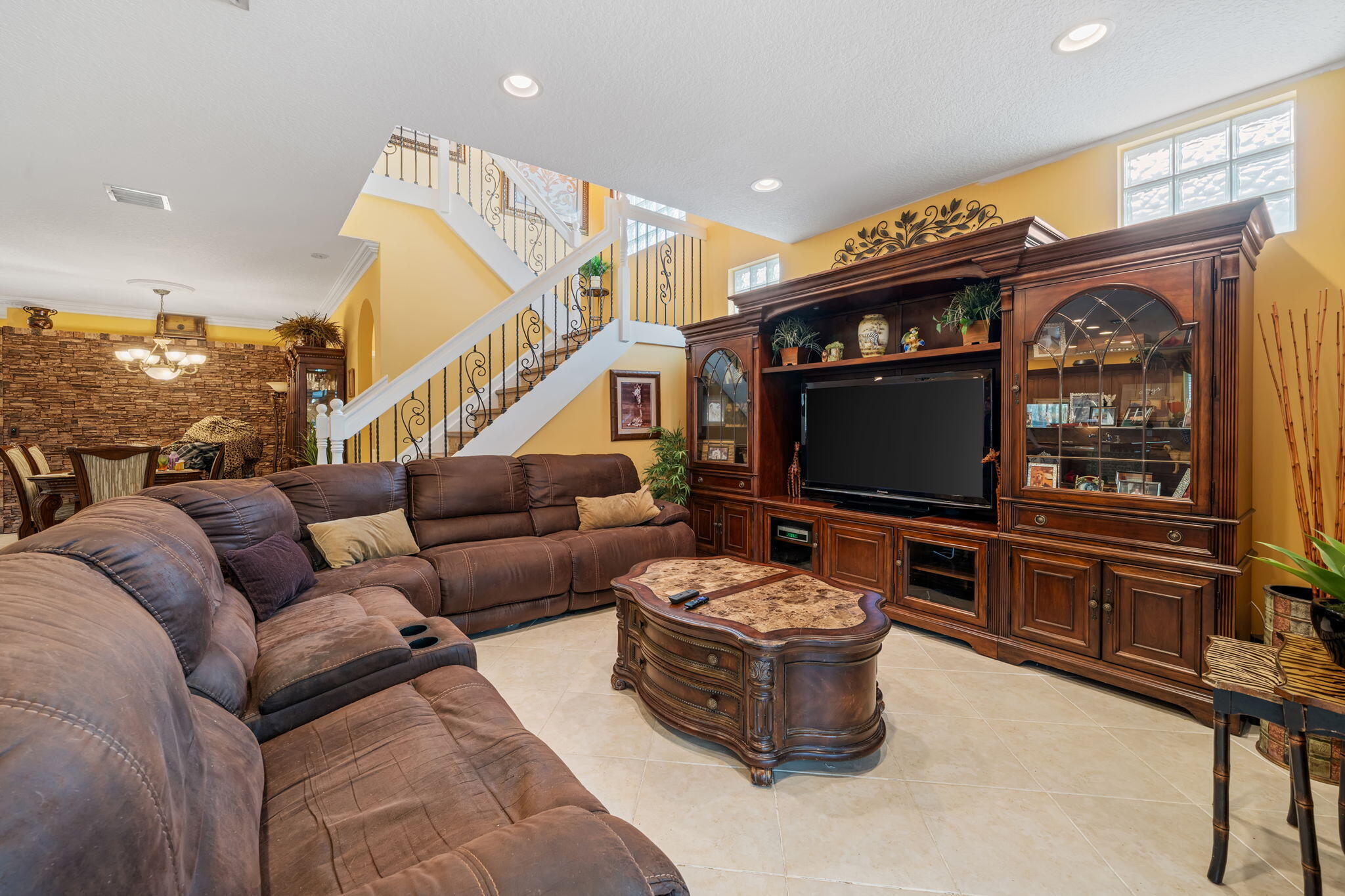 OLYMPIA 2 - Residential