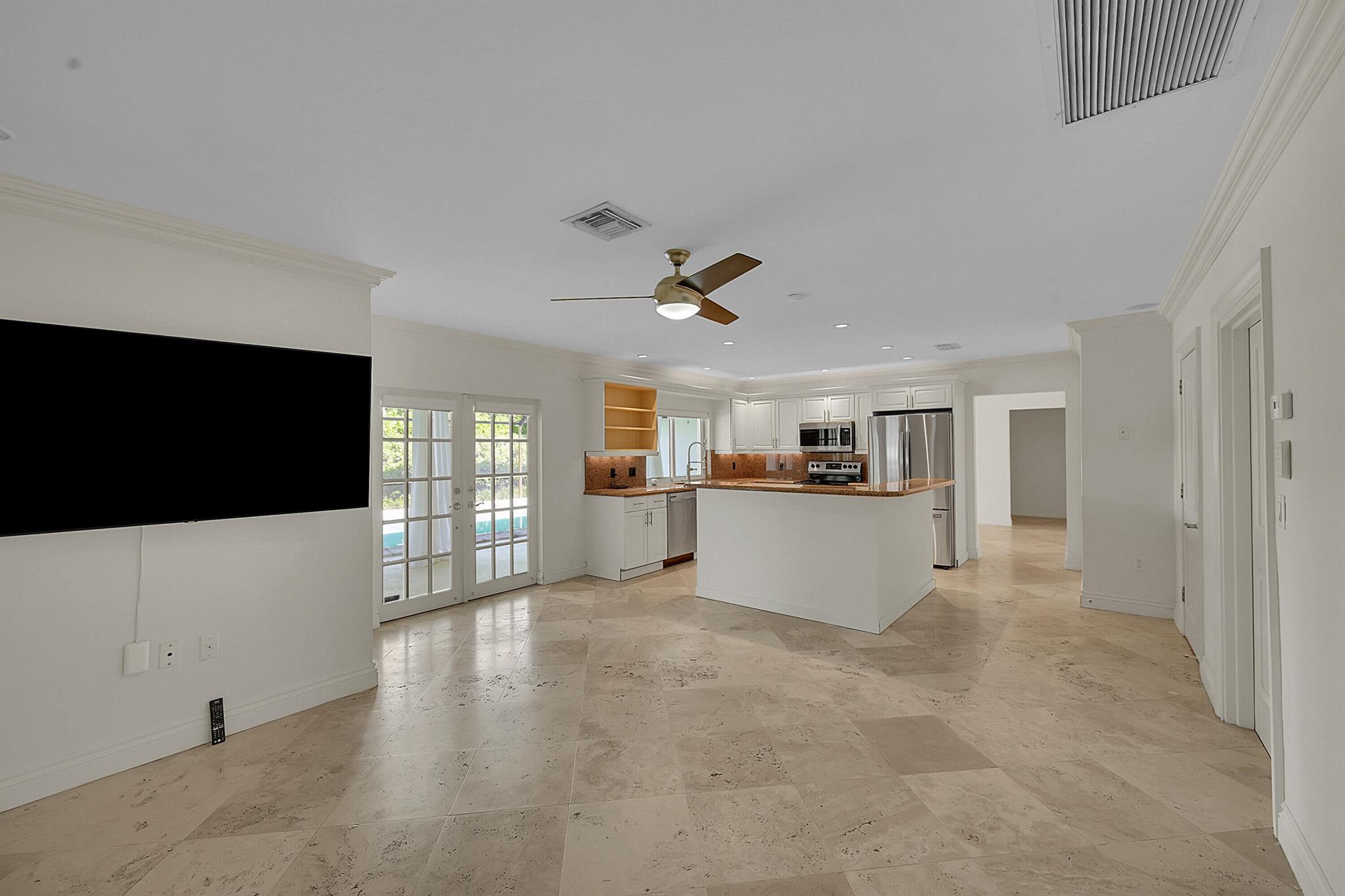 SPANISH RIVER LAND CO SUB - Residential Lease