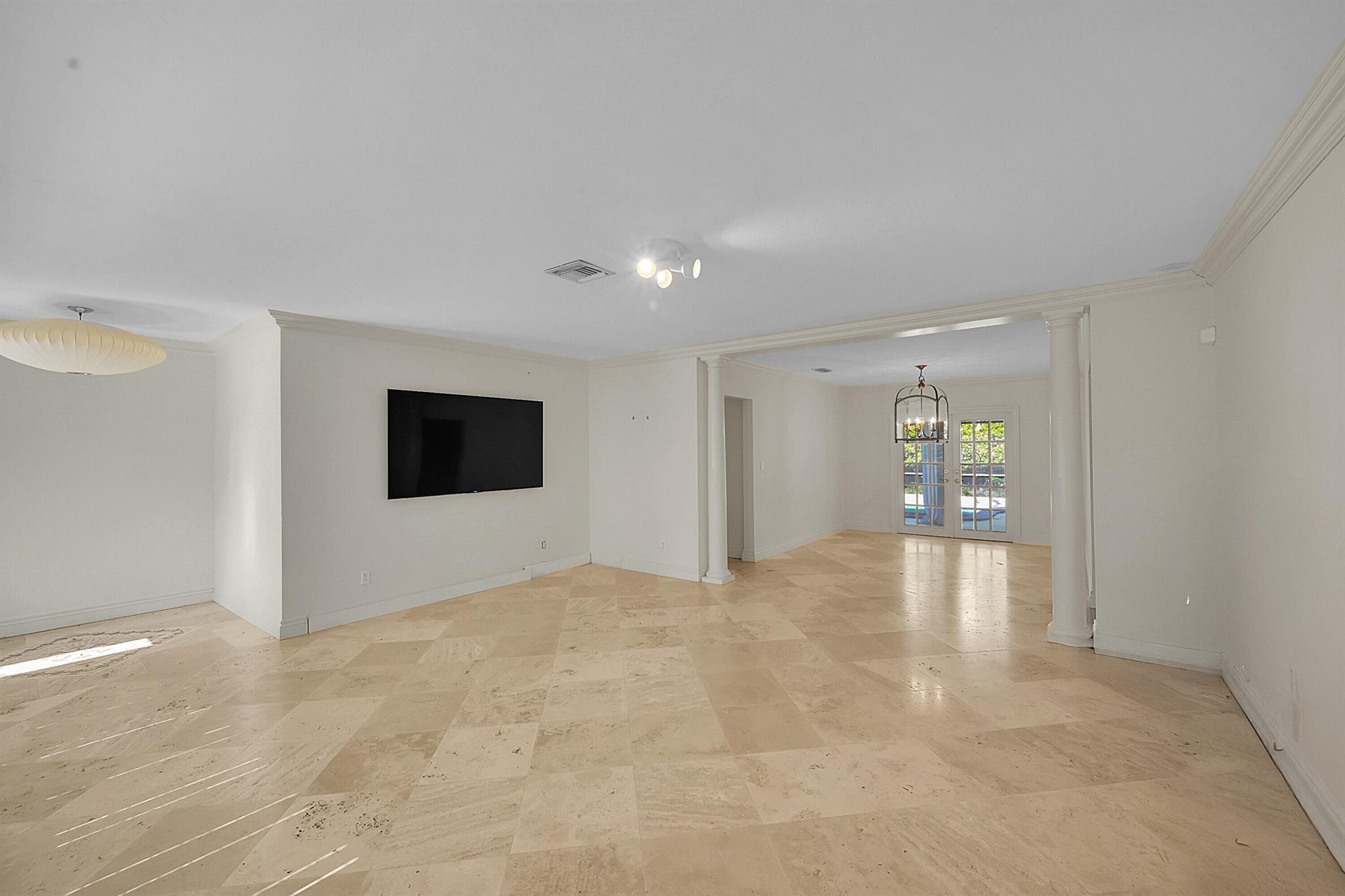 SPANISH RIVER LAND CO SUB - Residential Lease