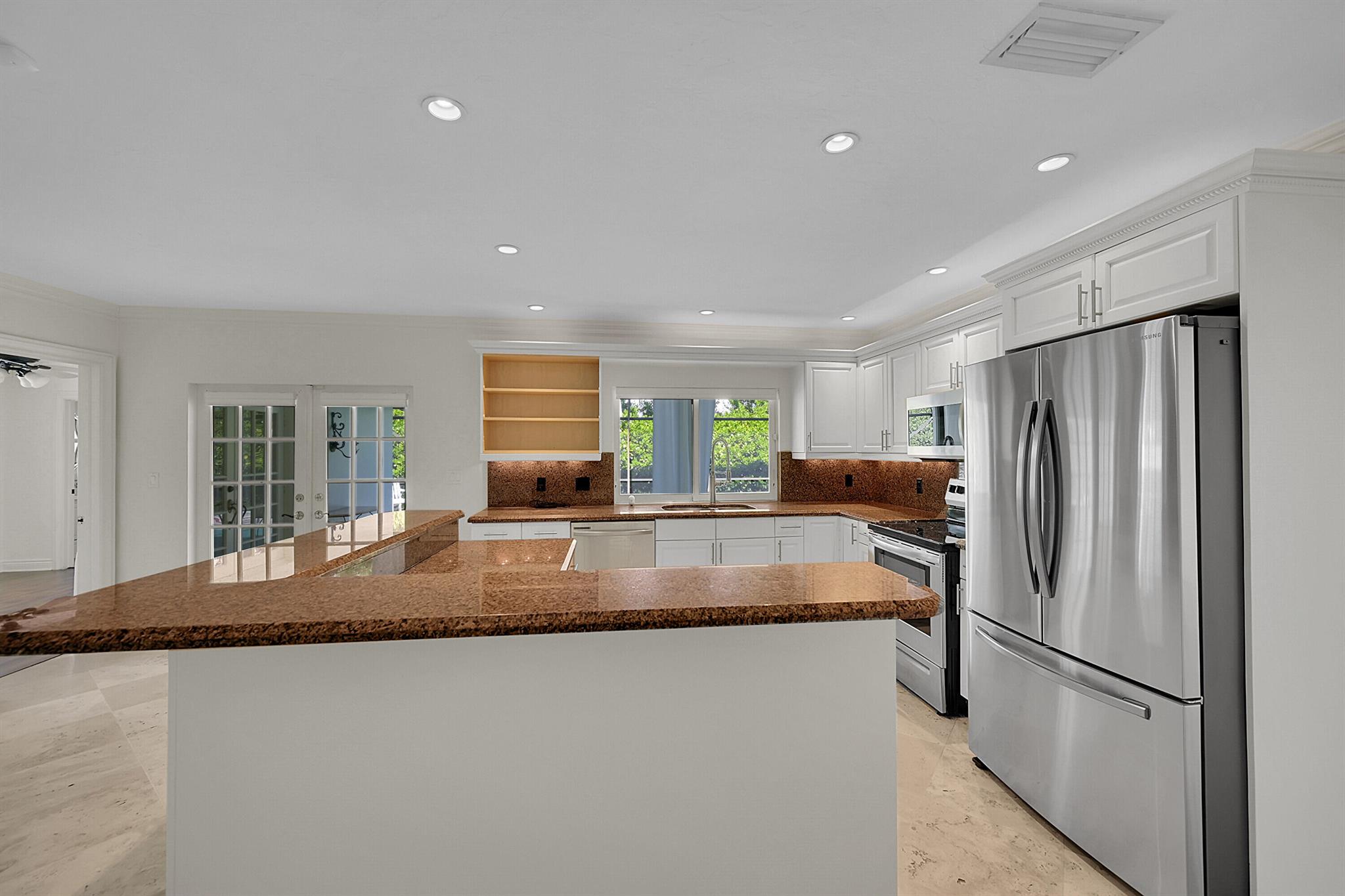 SPANISH RIVER LAND CO SUB - Residential Lease