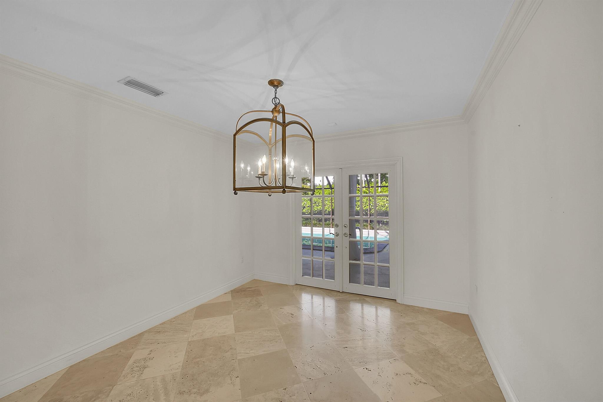 SPANISH RIVER LAND CO SUB - Residential Lease