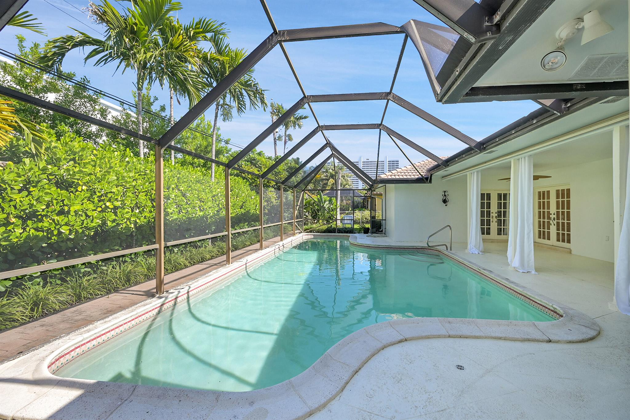 SPANISH RIVER LAND CO SUB - Residential Lease