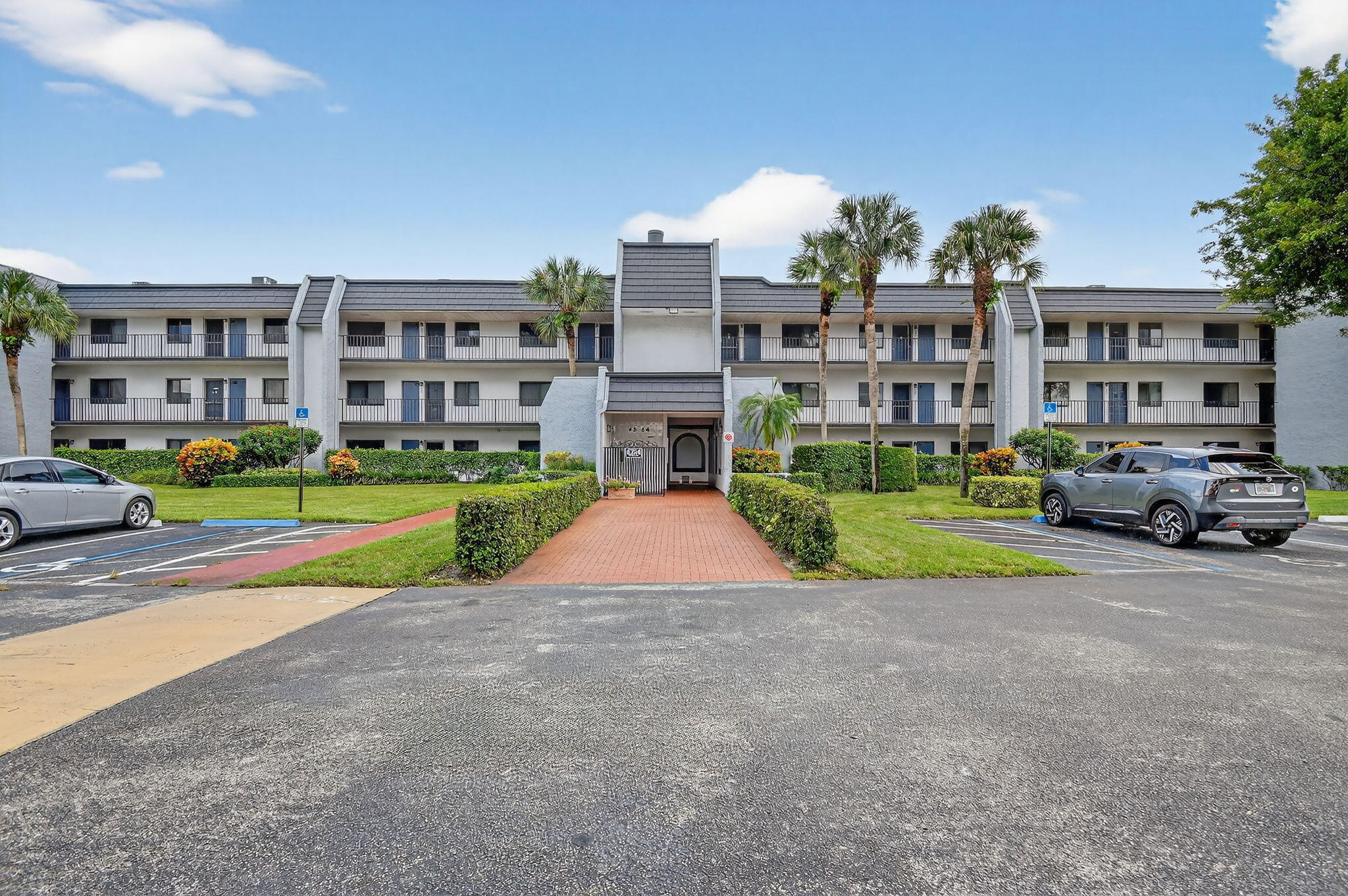 4254 D Este Court 304, Lake Worth FL 33467