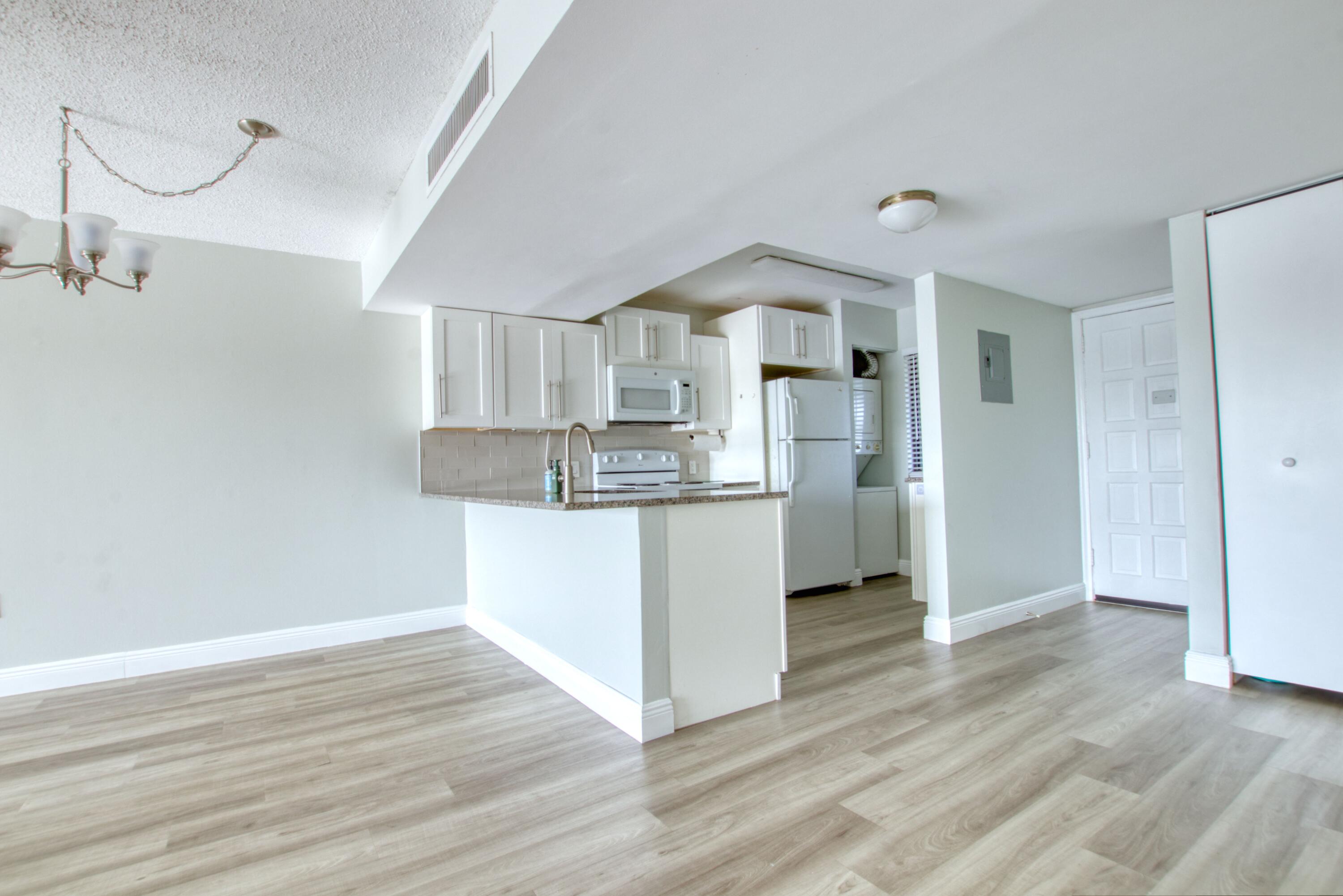4254 D Este Court