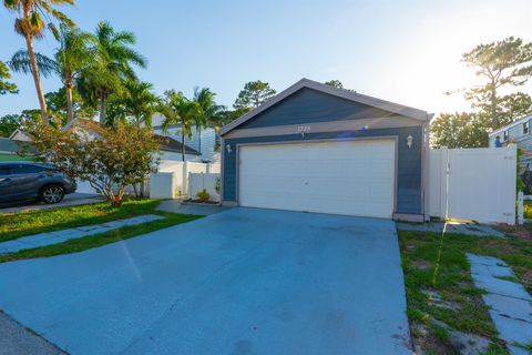 1325 Strawberry Lane West Palm Beach FL 33415