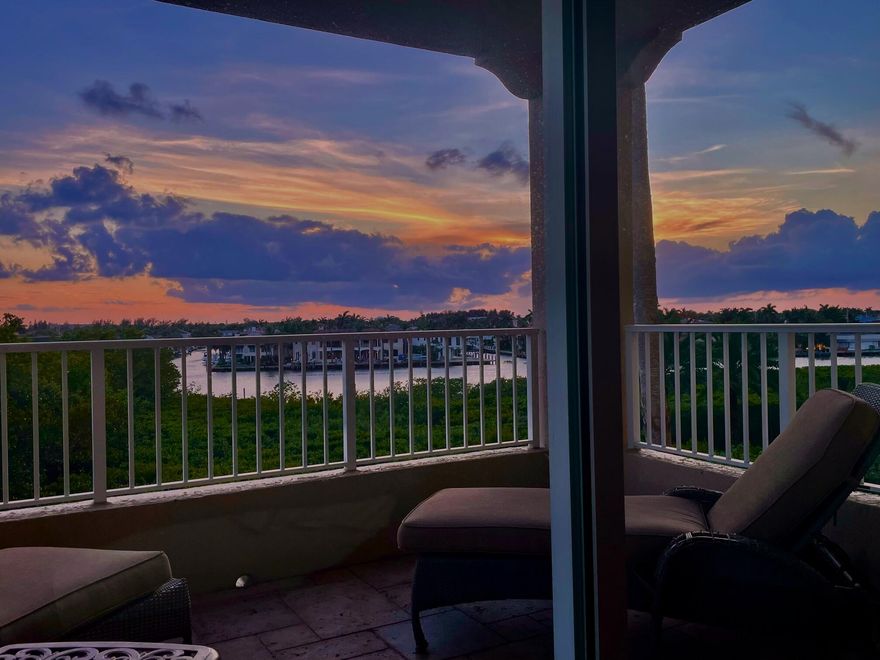 Resort living at it's finest! Private beach club! 3 pools! Tennis, fitness, clubhouse! Very desirable 2 bedrooms PLUS DEN and 3 large terraces. Overlooking Intracoastal and preserve! Fabulous sunsets and watch the boats cruise by! ALL impact windows and doors. Nine foot ceilings. Great open split bedroom floor plan Beautiful travertine floors! Marble bathrooms. Jaccuzzi tub! Updated furniture and Lighting! New double oven and dishwasher.
Best location nestled between Boca and Delray beach.