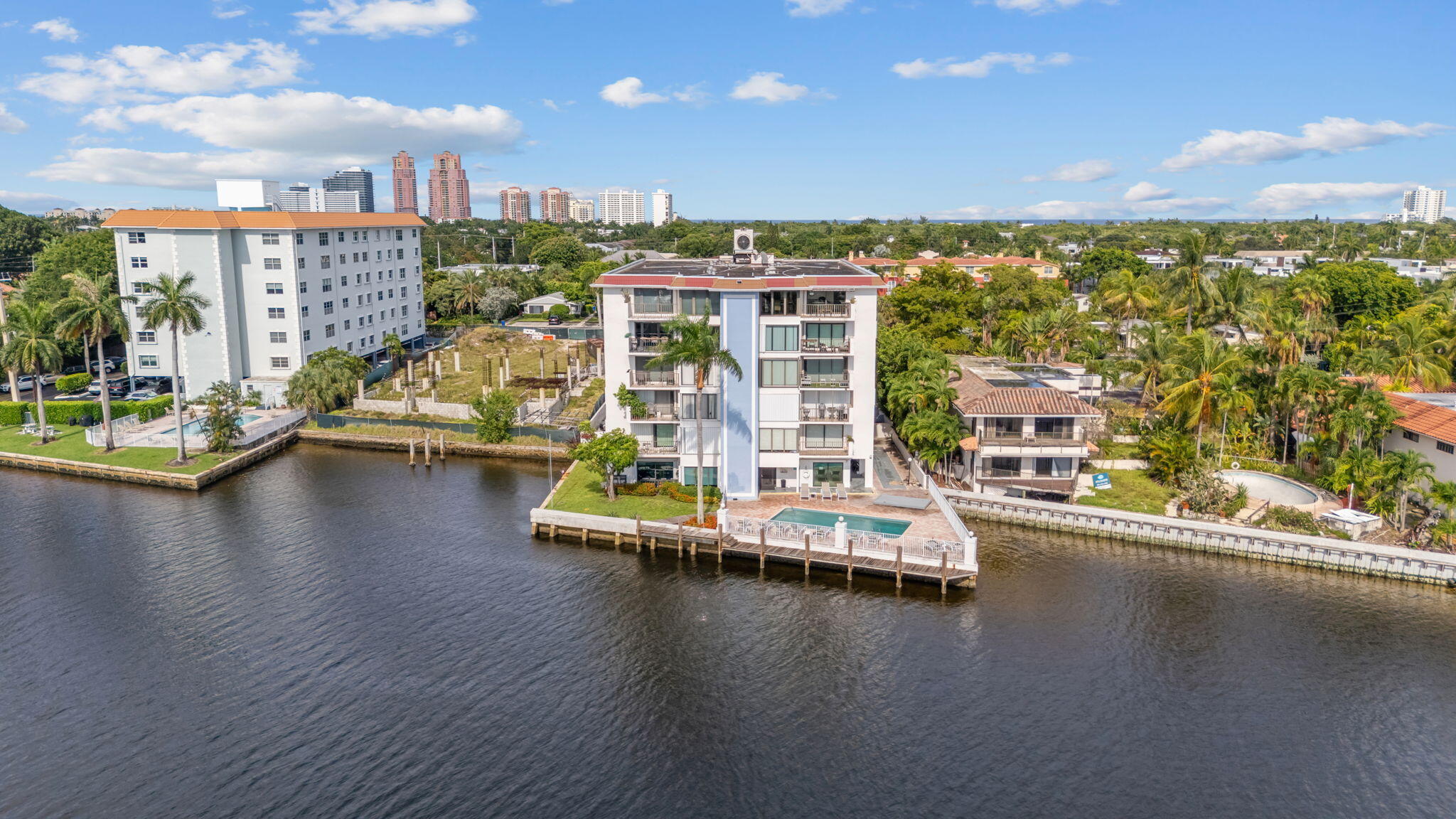 1839 Middle River Drive 501