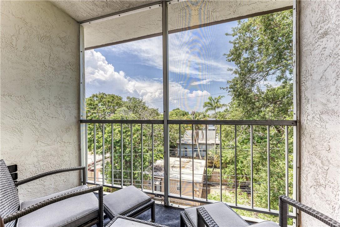 DEVONSHIRE CONDO - Residential