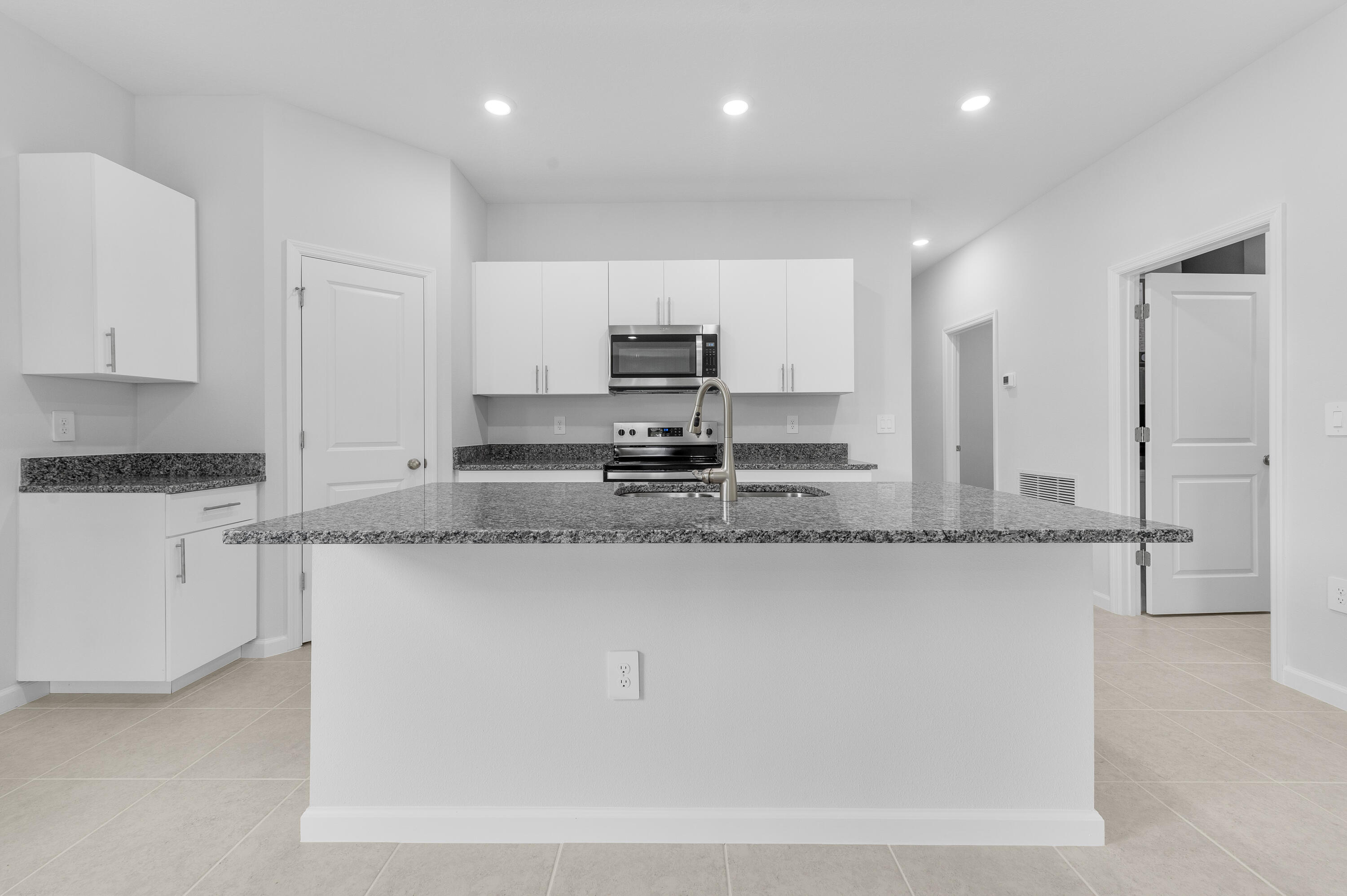 Magnolia Square - Residential