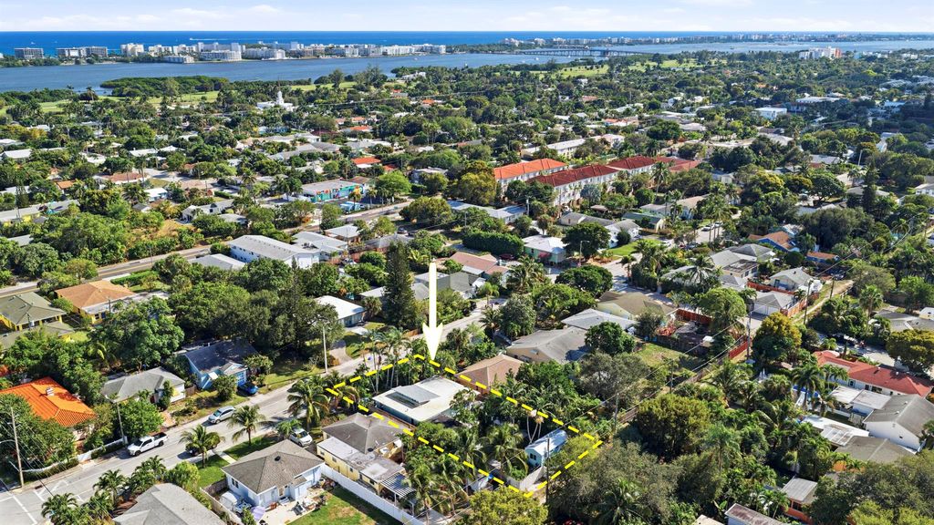 Photo of 1119 N M Street, Lake Worth Beach, FL 33460 (MLS # R11146361)