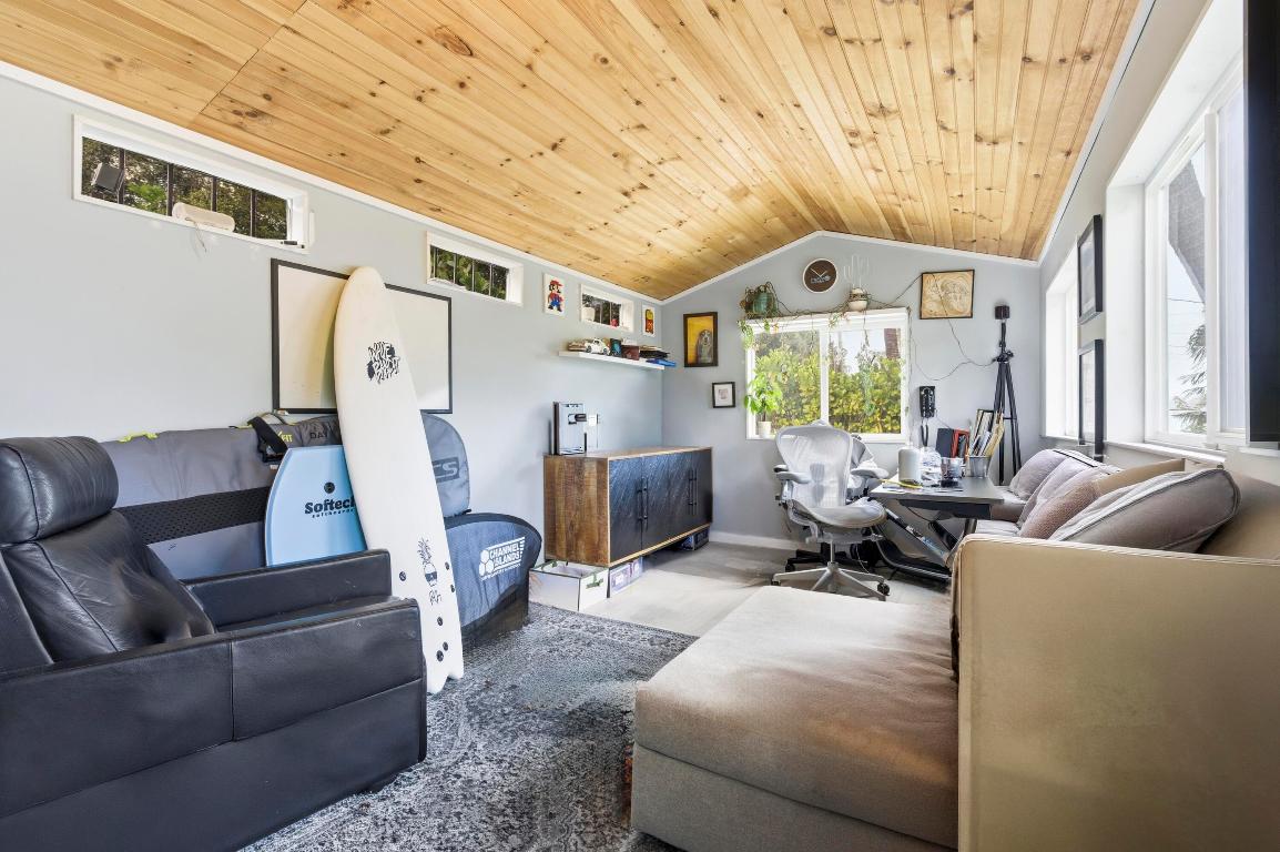 LAKE WORTH TOWN OF - Residential