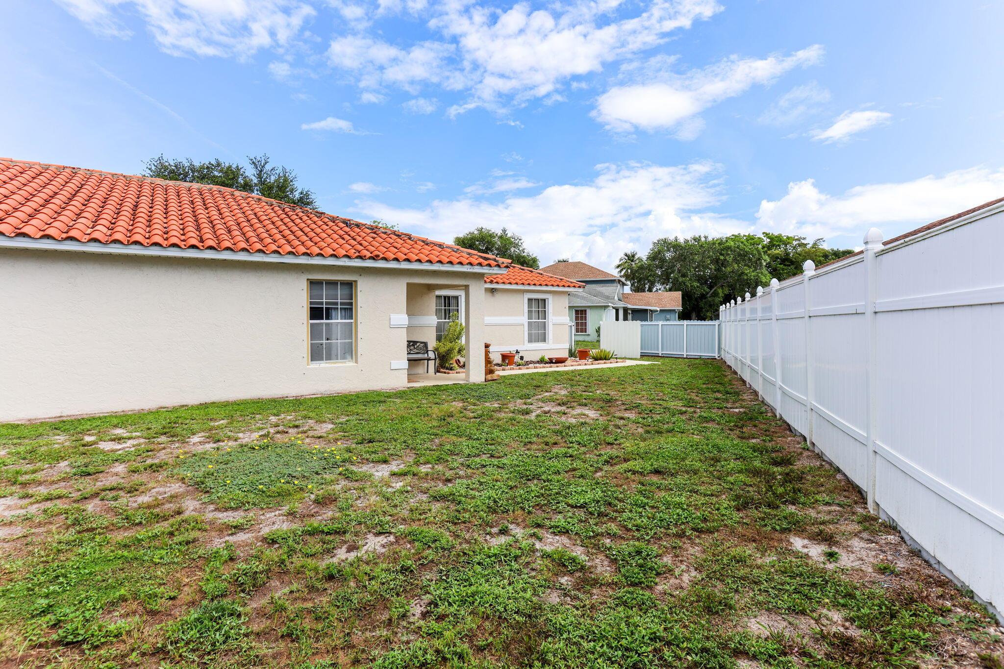 10216 Boynton Place Circle