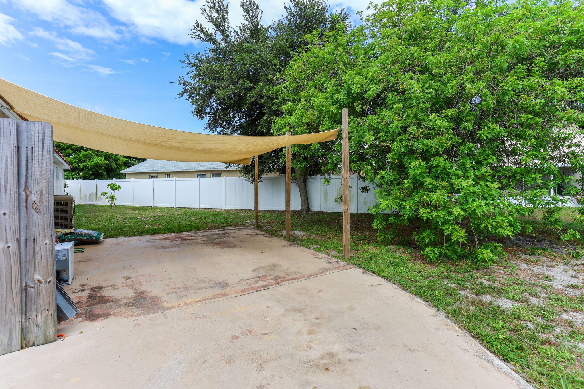 10216 Boynton Place Circle