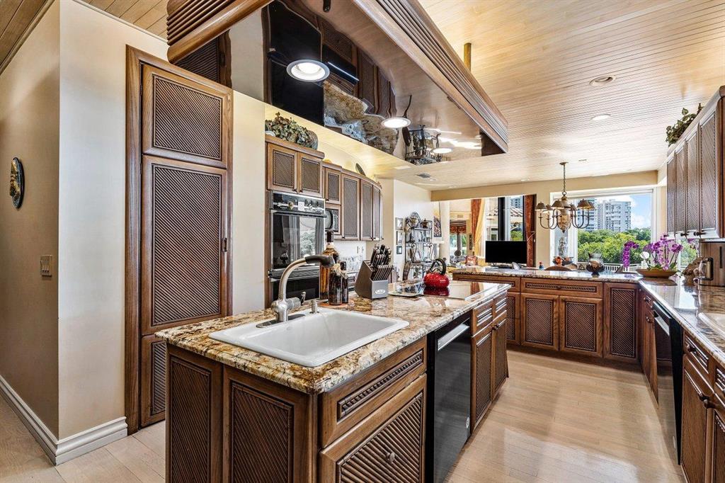 THE SANCTUARY - Residential