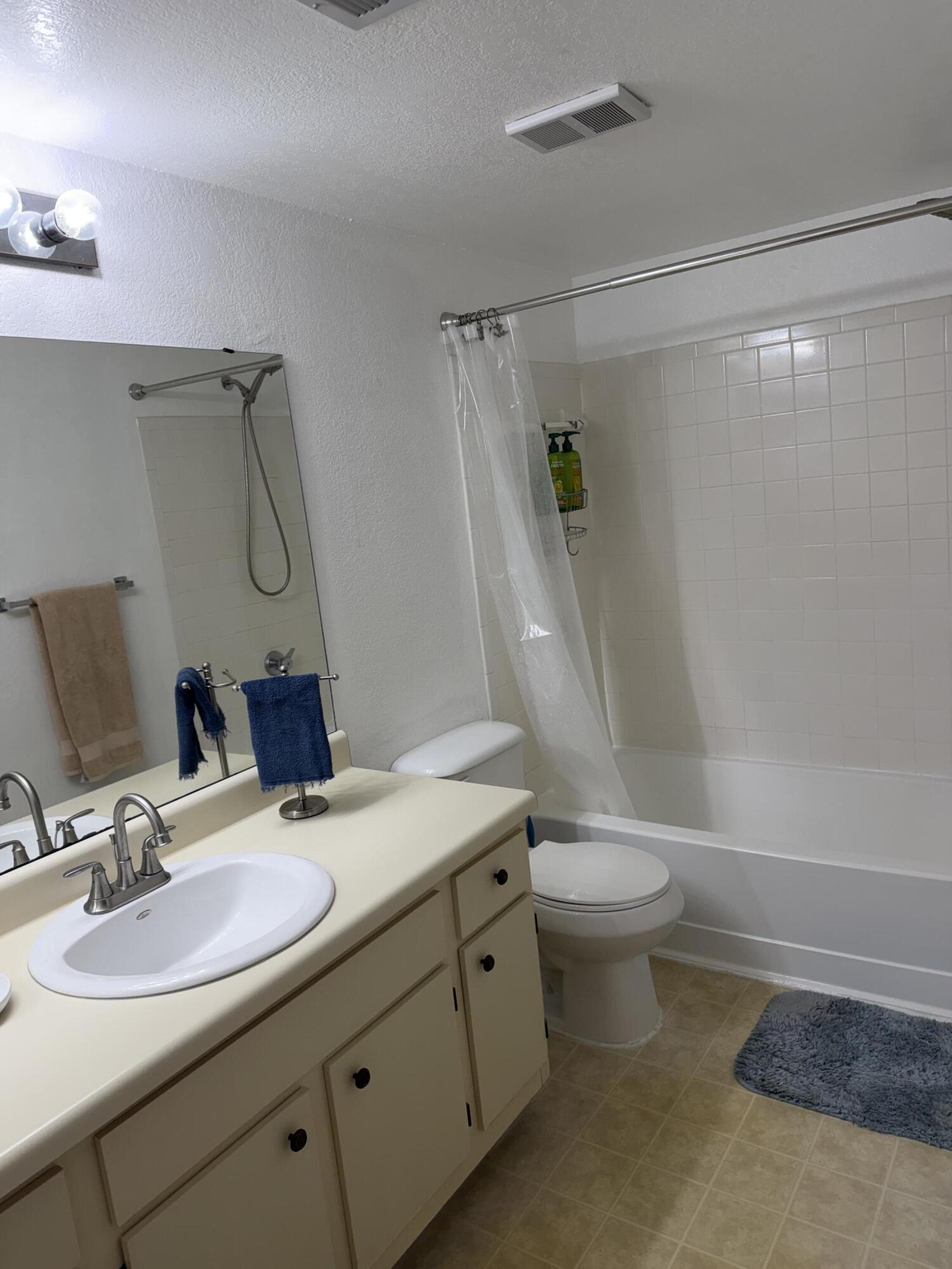 PONTE VERDE AT PALM BEACH LAKES CONDO - Residential Lease