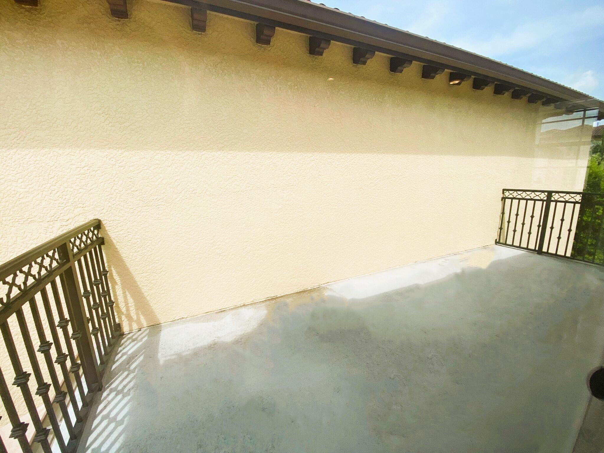 ROYAL POINCIANA - Residential Lease