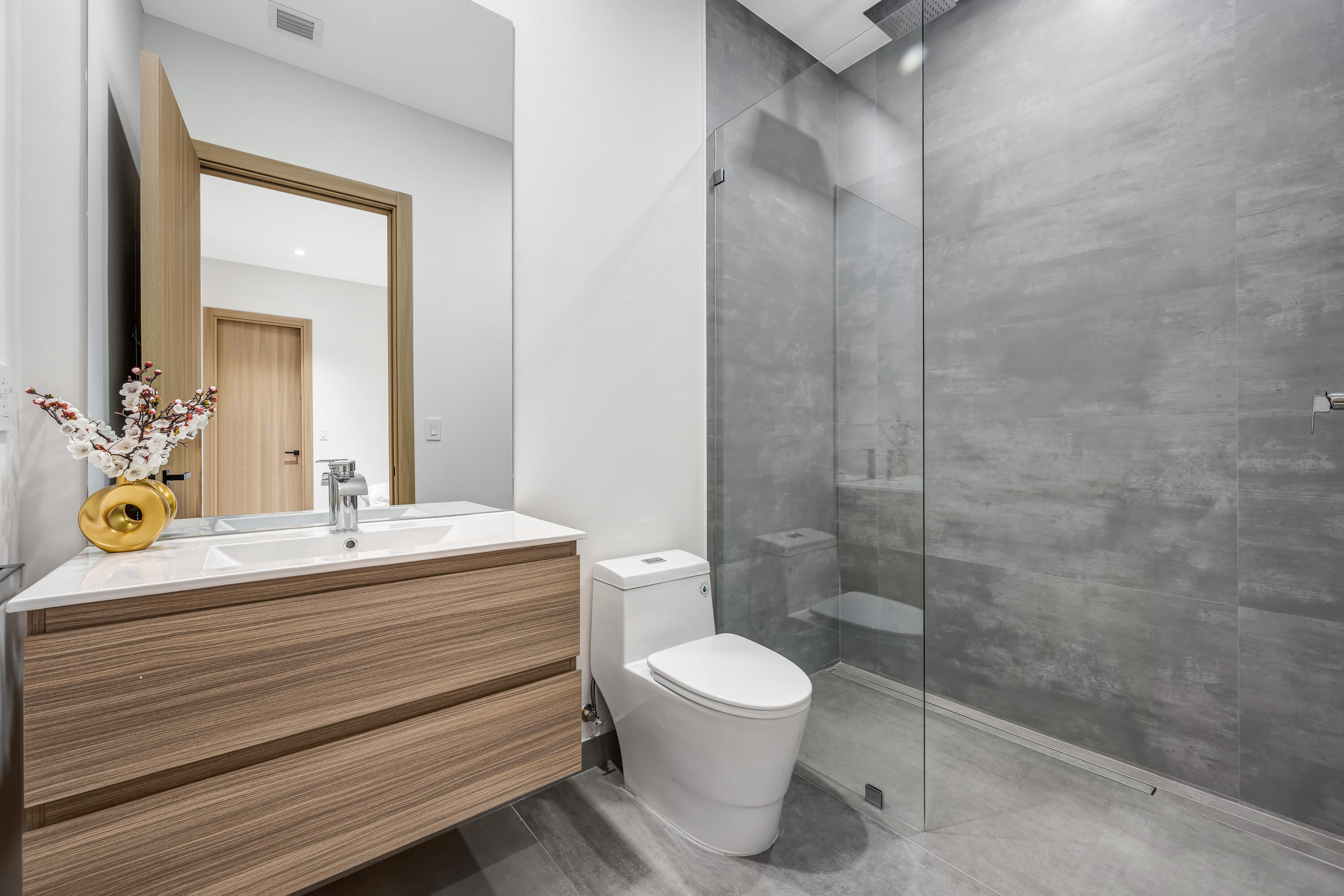 JACARANDA VILLAS - Residential