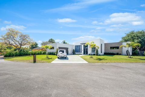 Tiny photo for 1000 SW 93rd Avenue, Plantation, FL 33324 (MLS # B26005277)