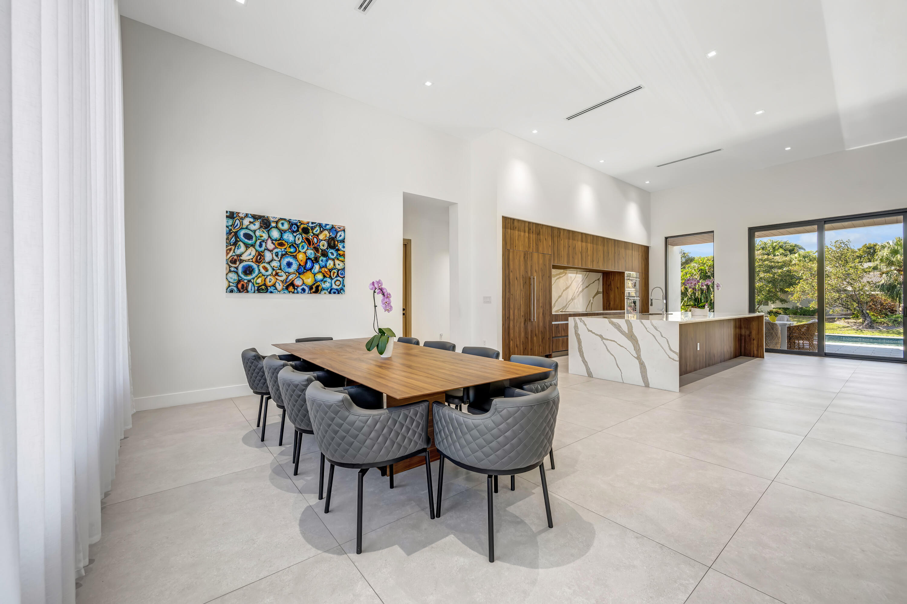 JACARANDA VILLAS - Residential