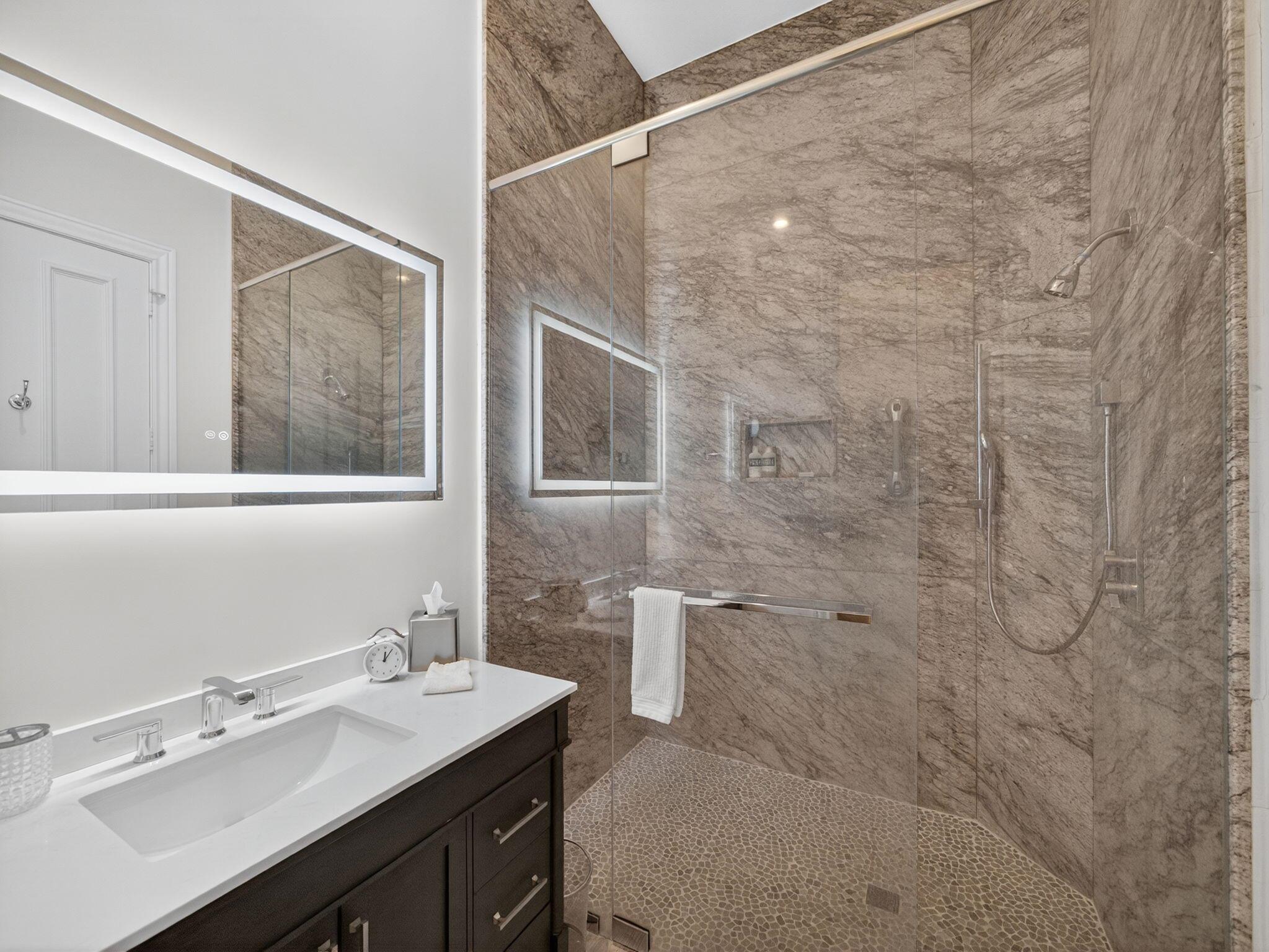 BALLENISLES - Residential