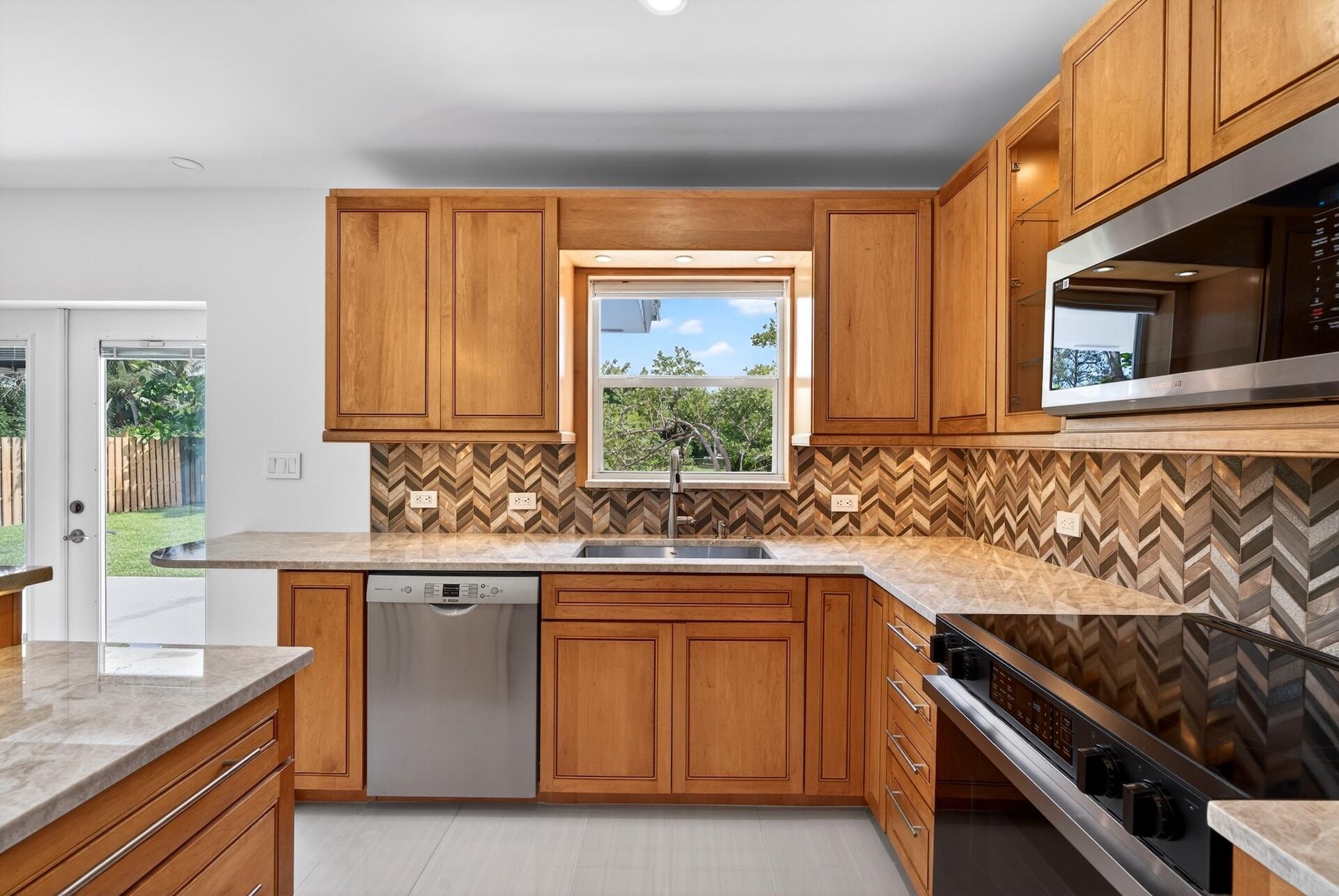648 NW 30th Court