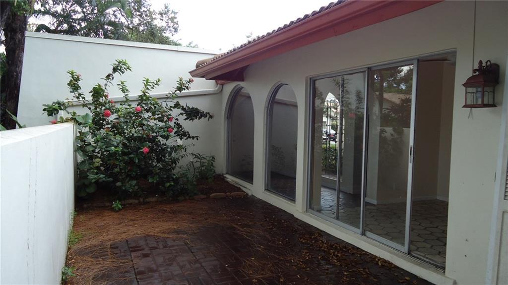 Hills of Inverrary - Residential