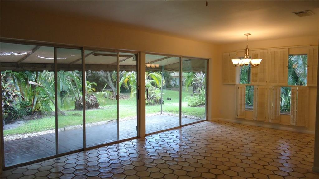 Hills of Inverrary - Residential