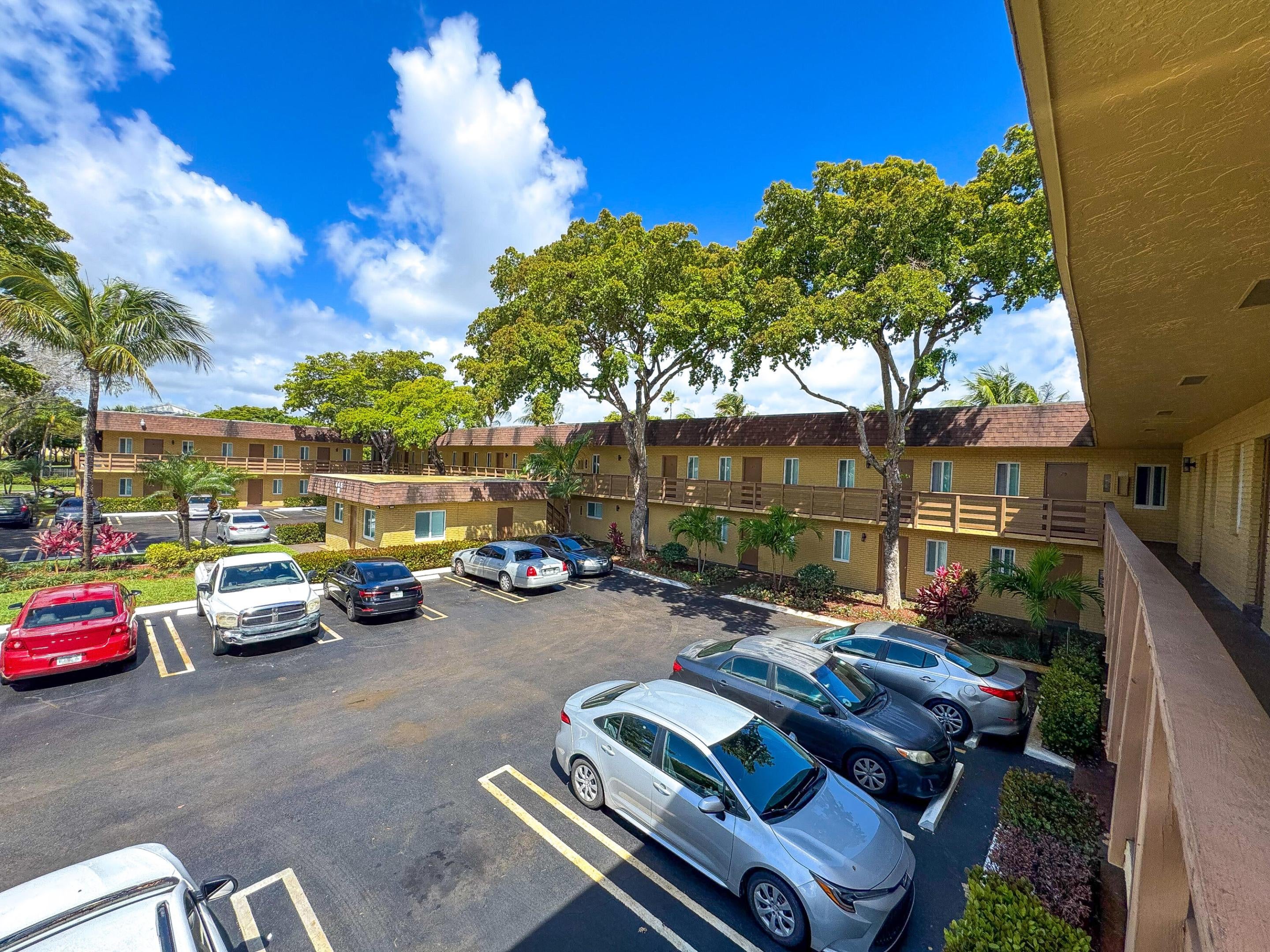 111 SW 4TH Avenue 12