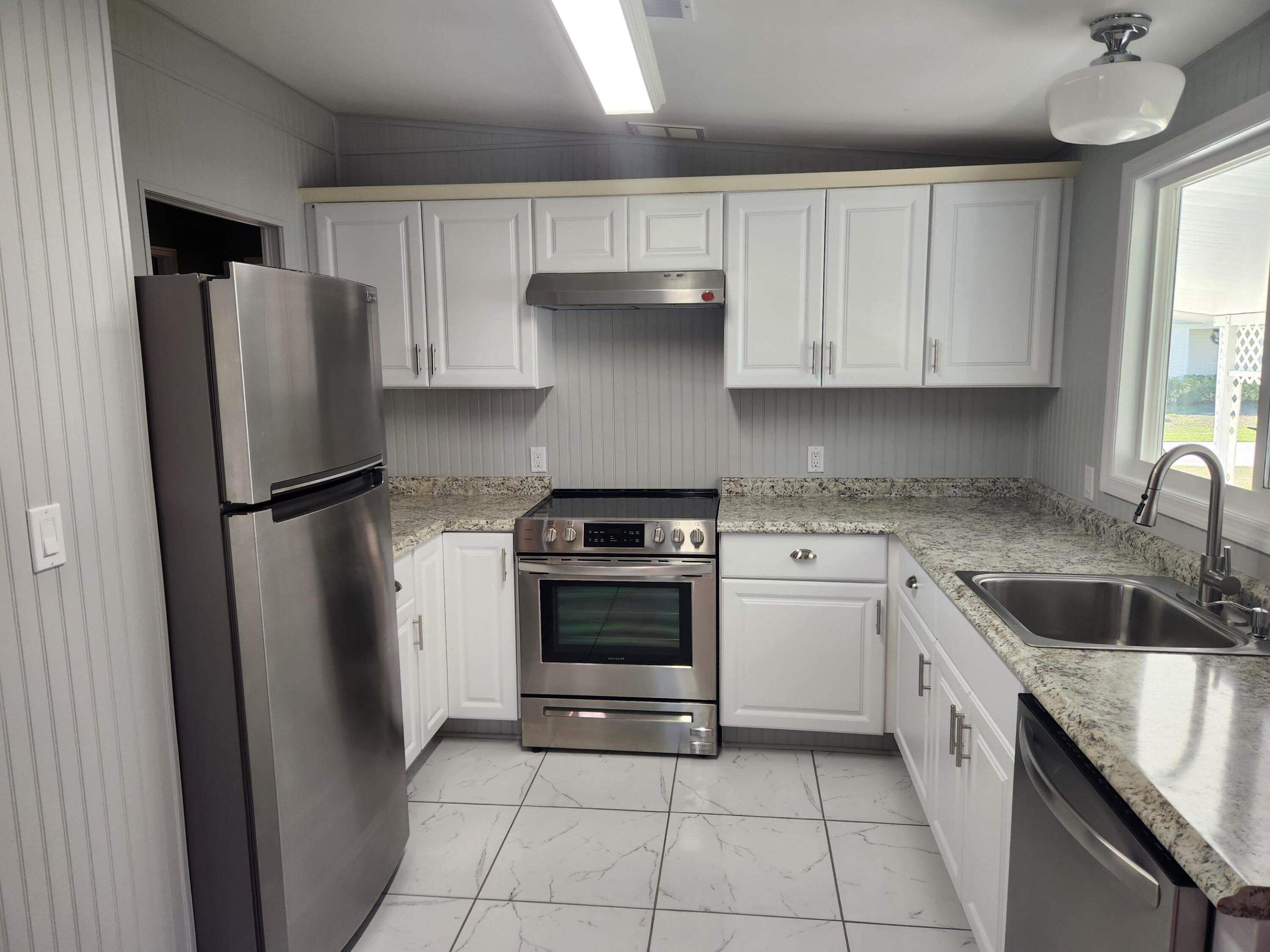 8215 Caper Lane