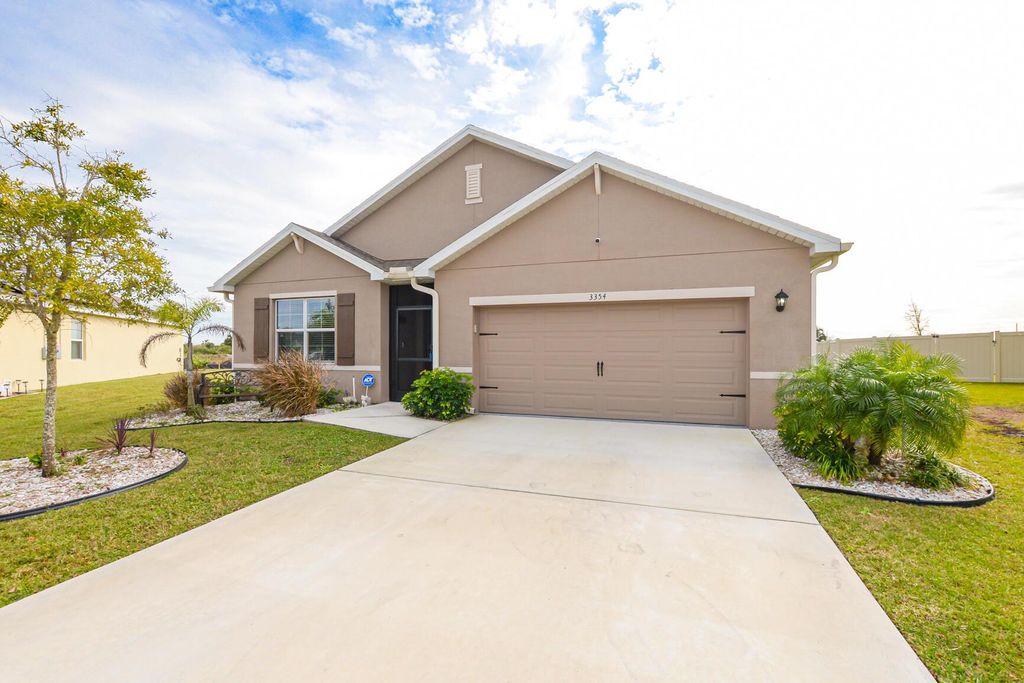 Photo of 3354 Trinity Circle, Fort Pierce, FL 34945 (MLS # R11120165)