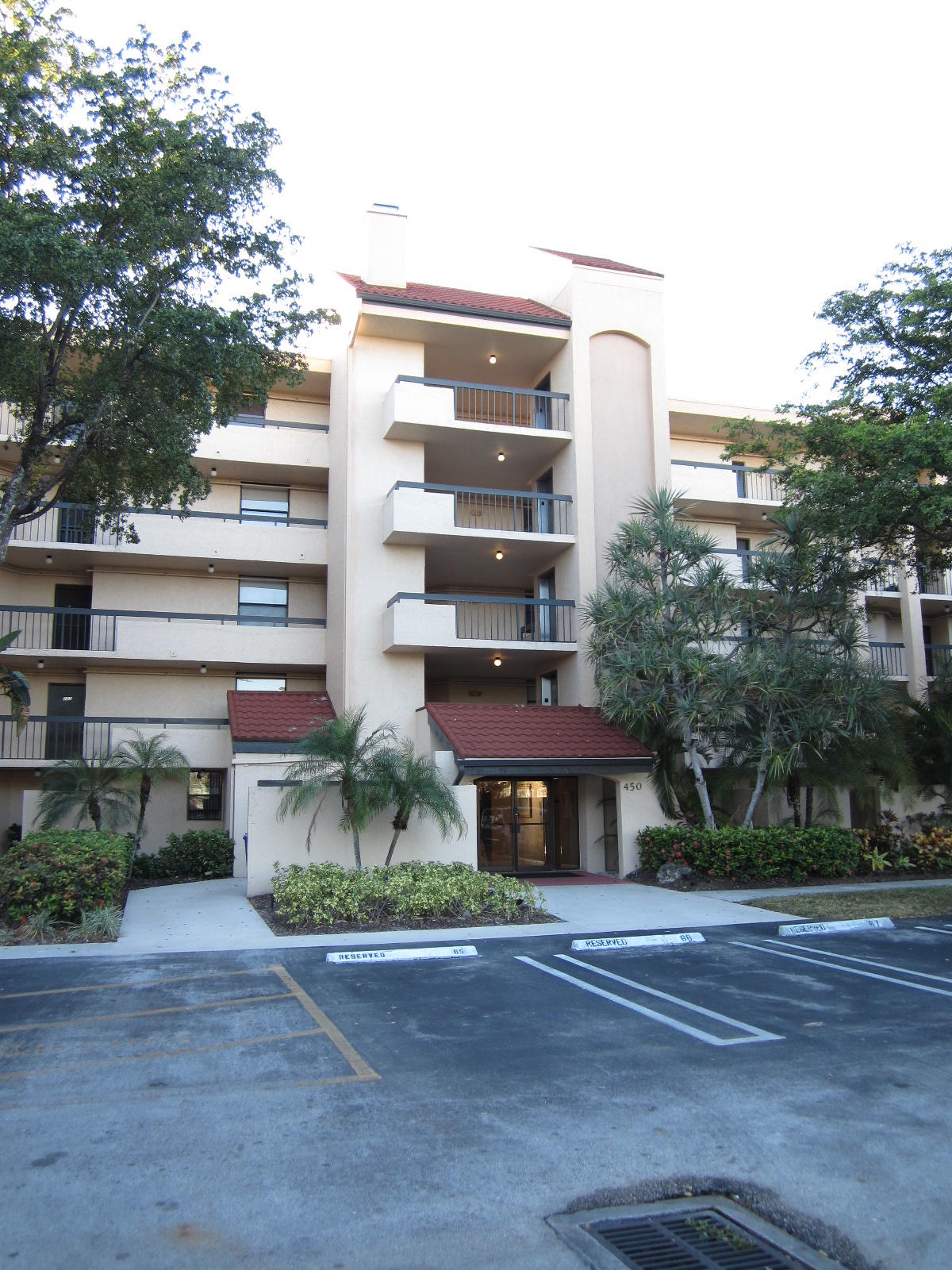 LAVERS DELRAY RACQUET CLUB CONDO - Residential Lease