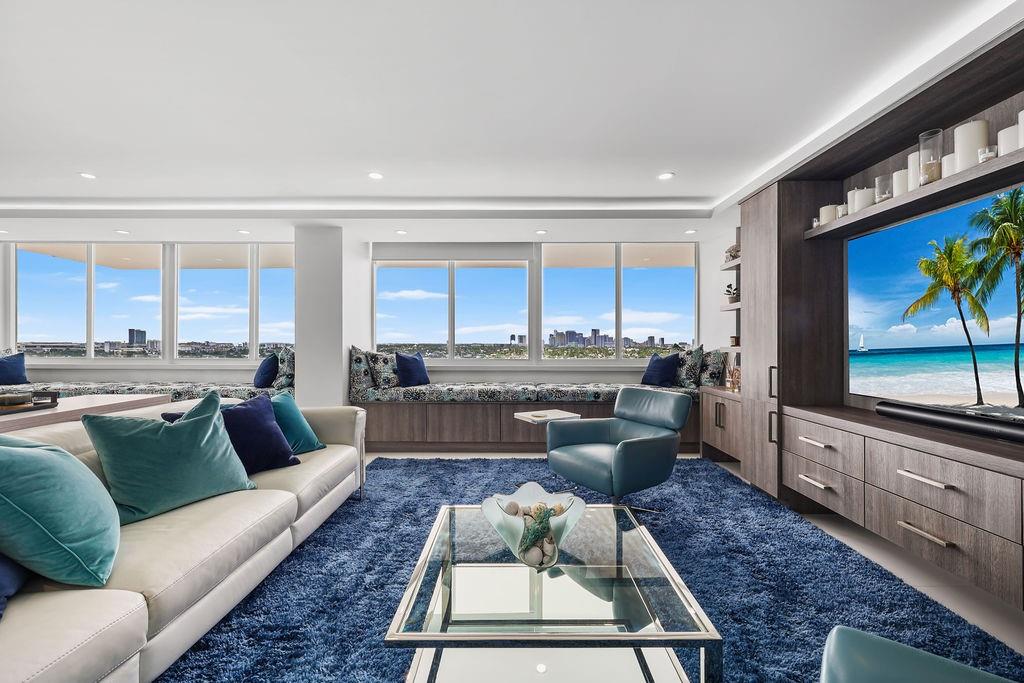 Illini Condos - Residential