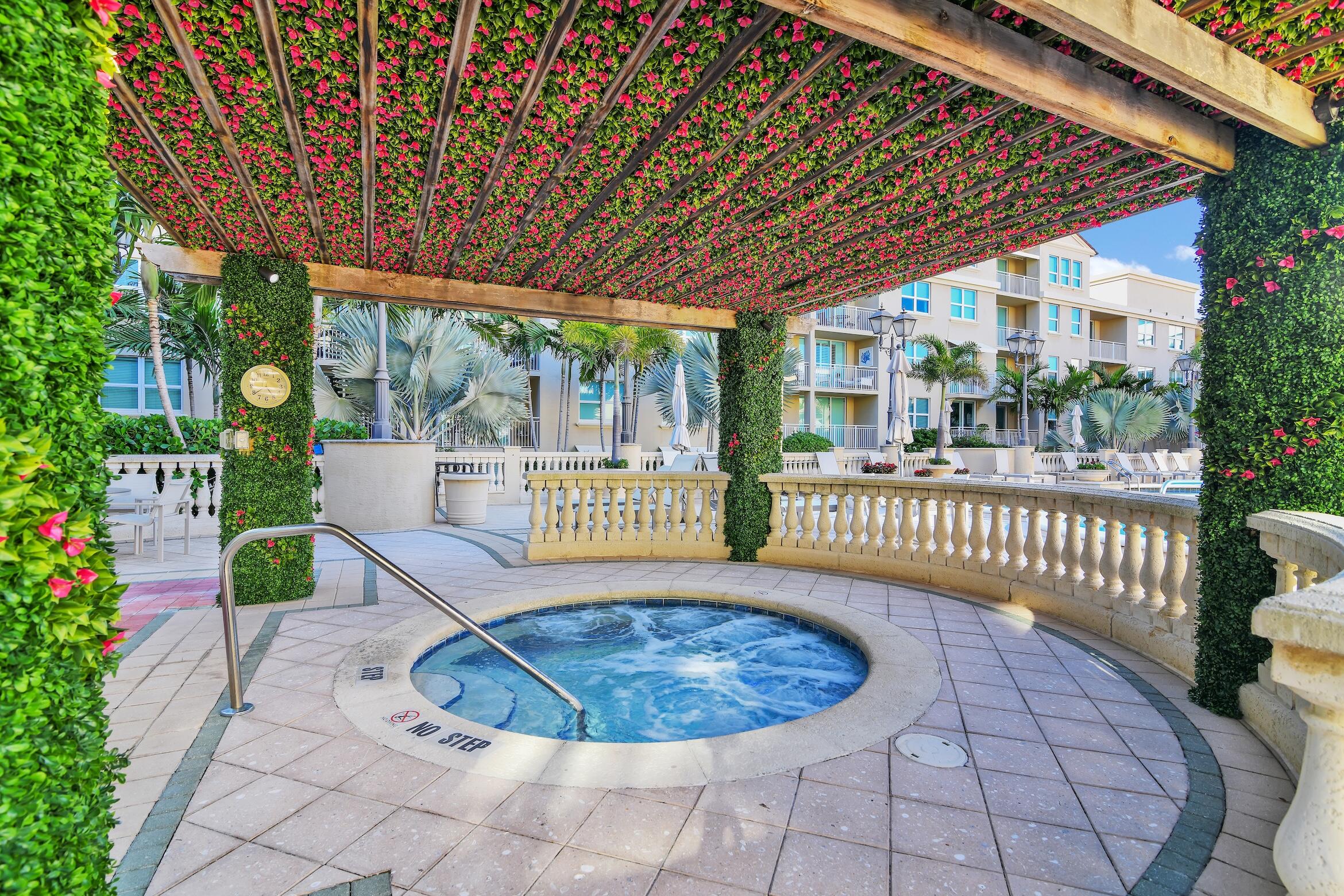 PALMETTO PLACE CONDO - Residential