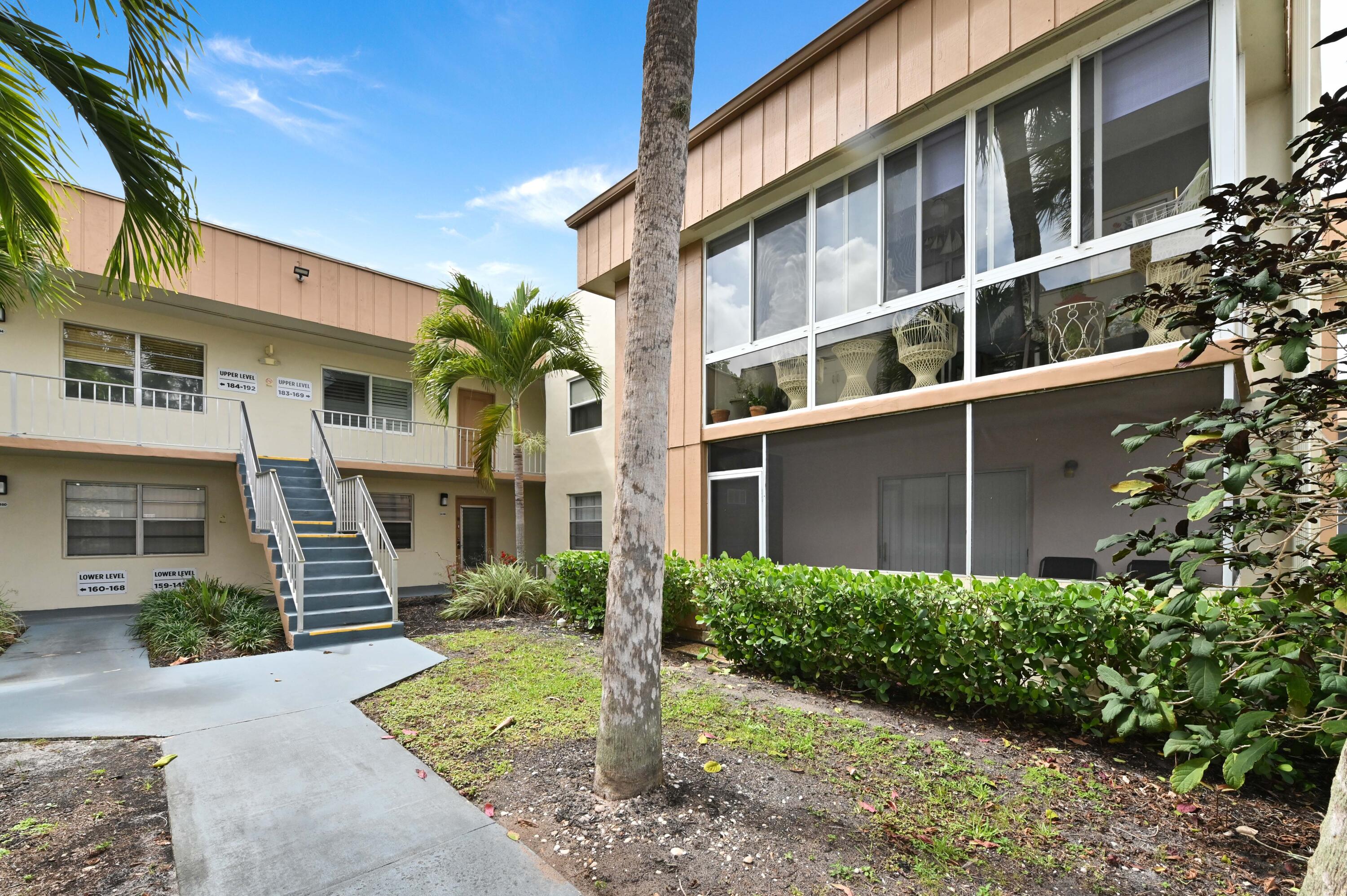 KINGS POINT - Residential