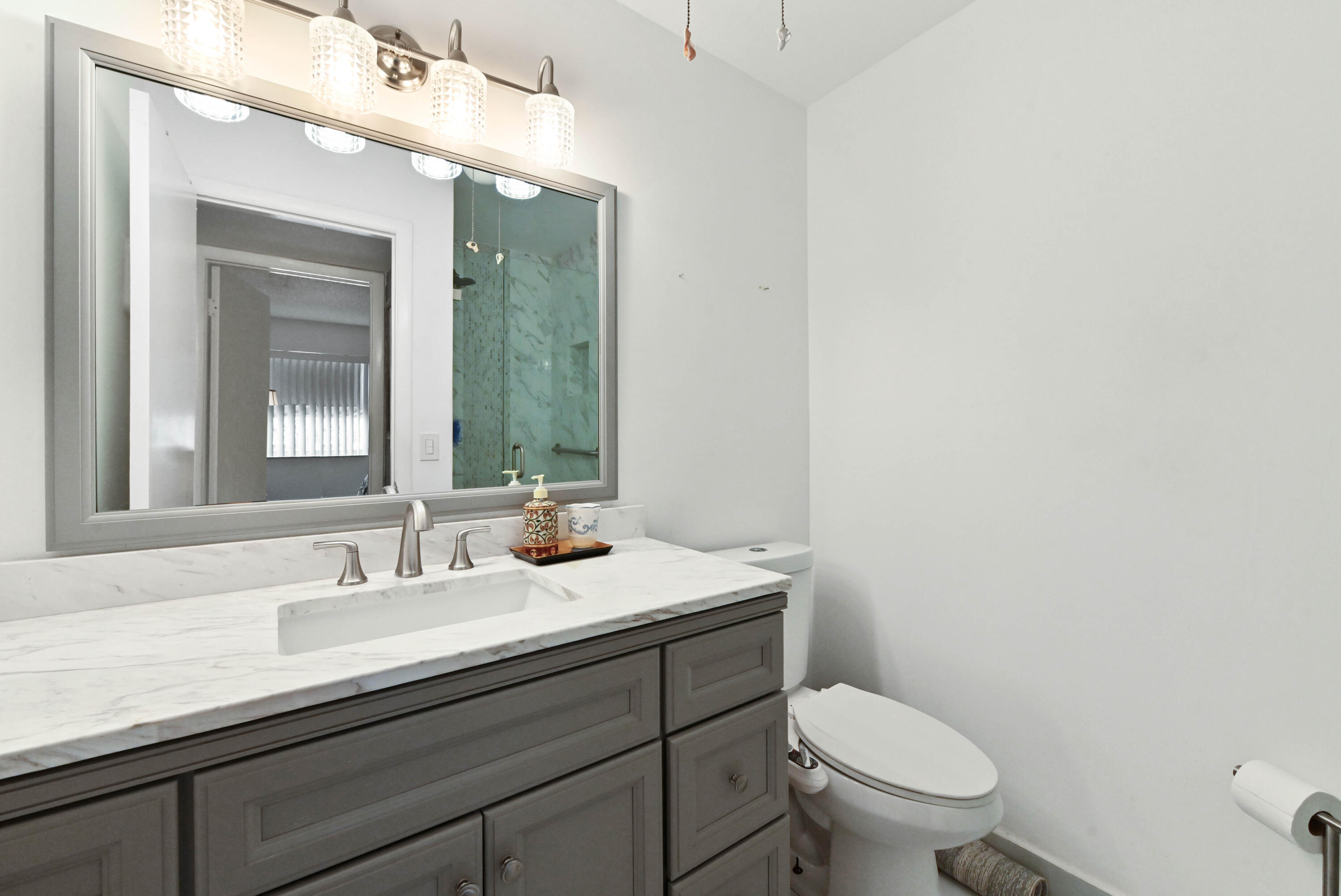 KINGS POINT - Residential