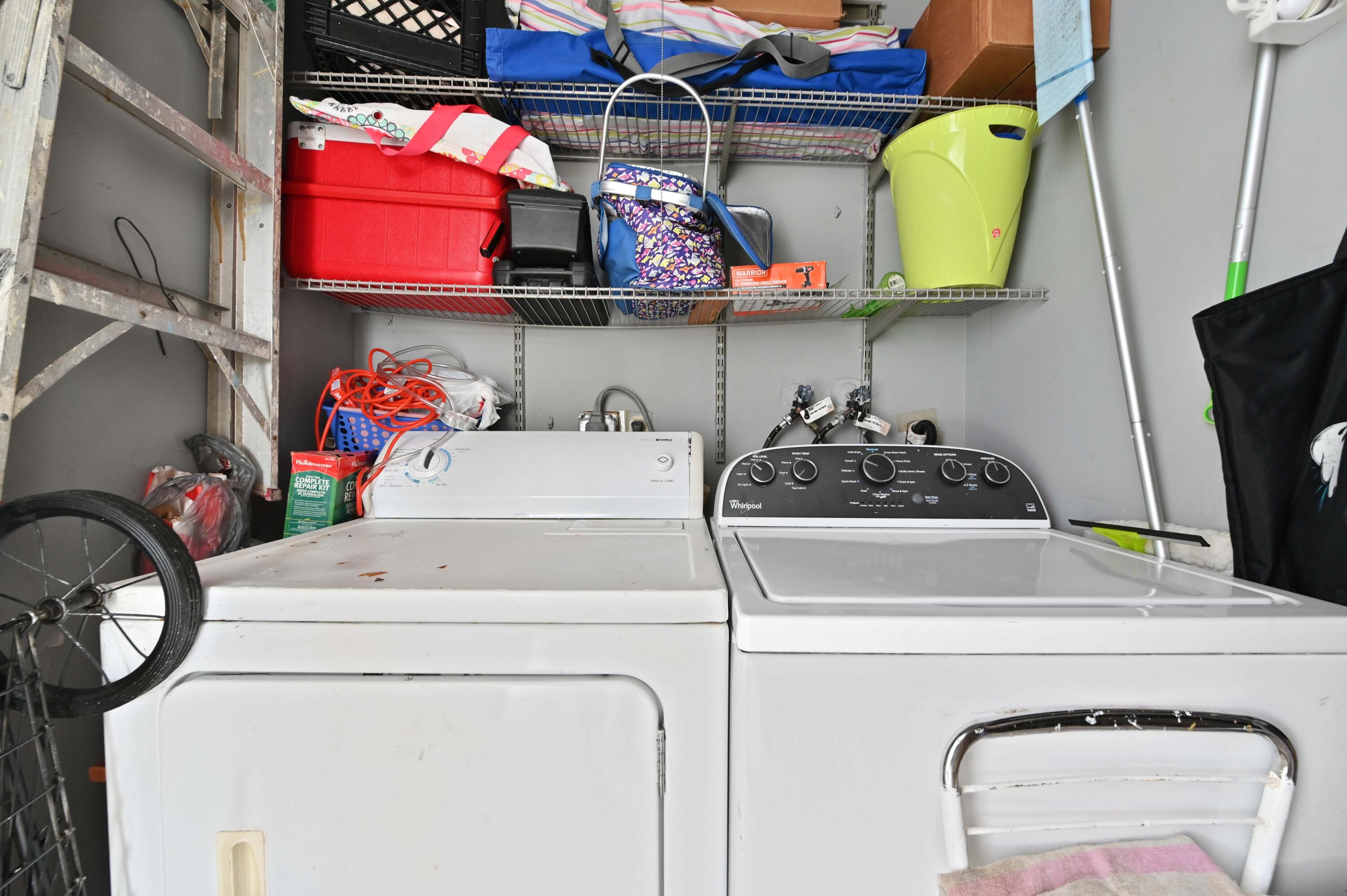 KINGS POINT - Residential