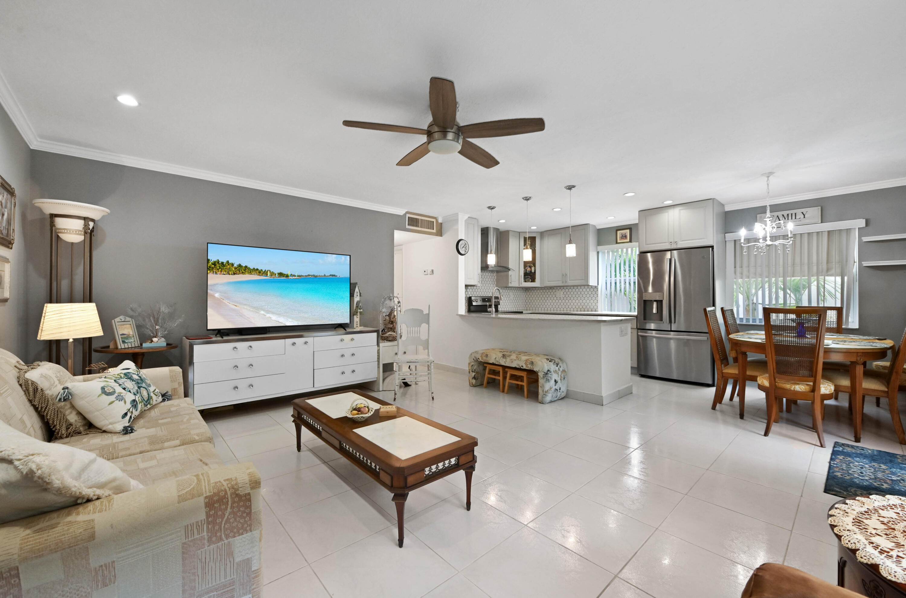 KINGS POINT - Residential